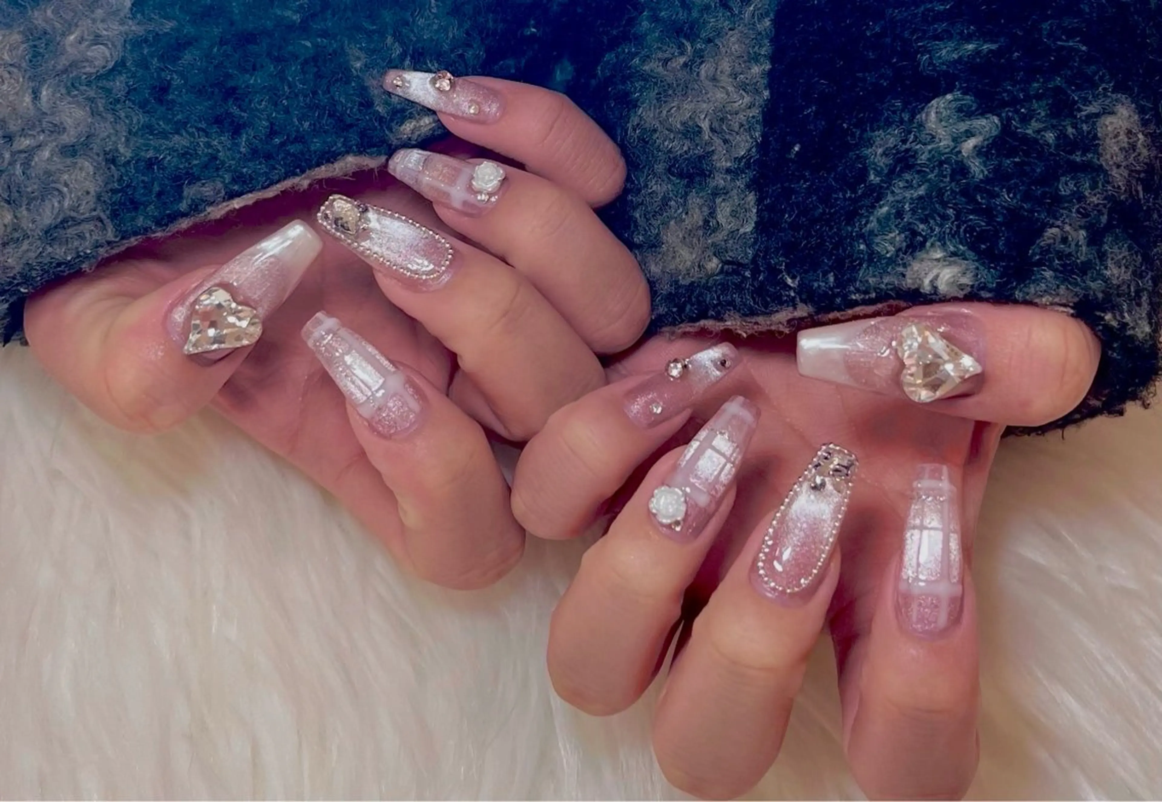 ネイル マグネットネイル ハンドネイル FLY Nail Salonのネイルデザイン