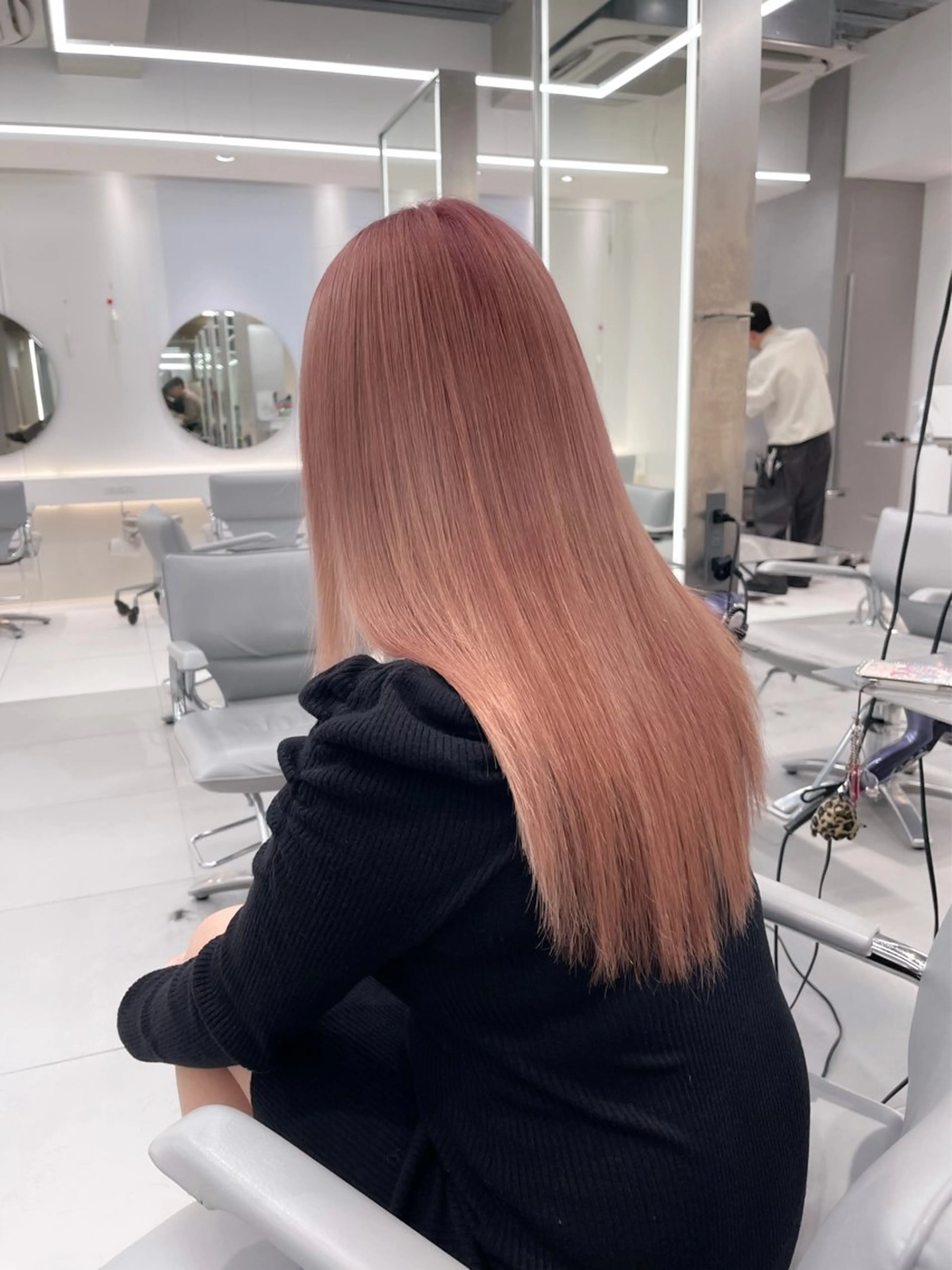 ロング カラー ピンクカラー カット ヘアカラー トリートメント トリートメント /カラー/NAOKIのヘアスタイル