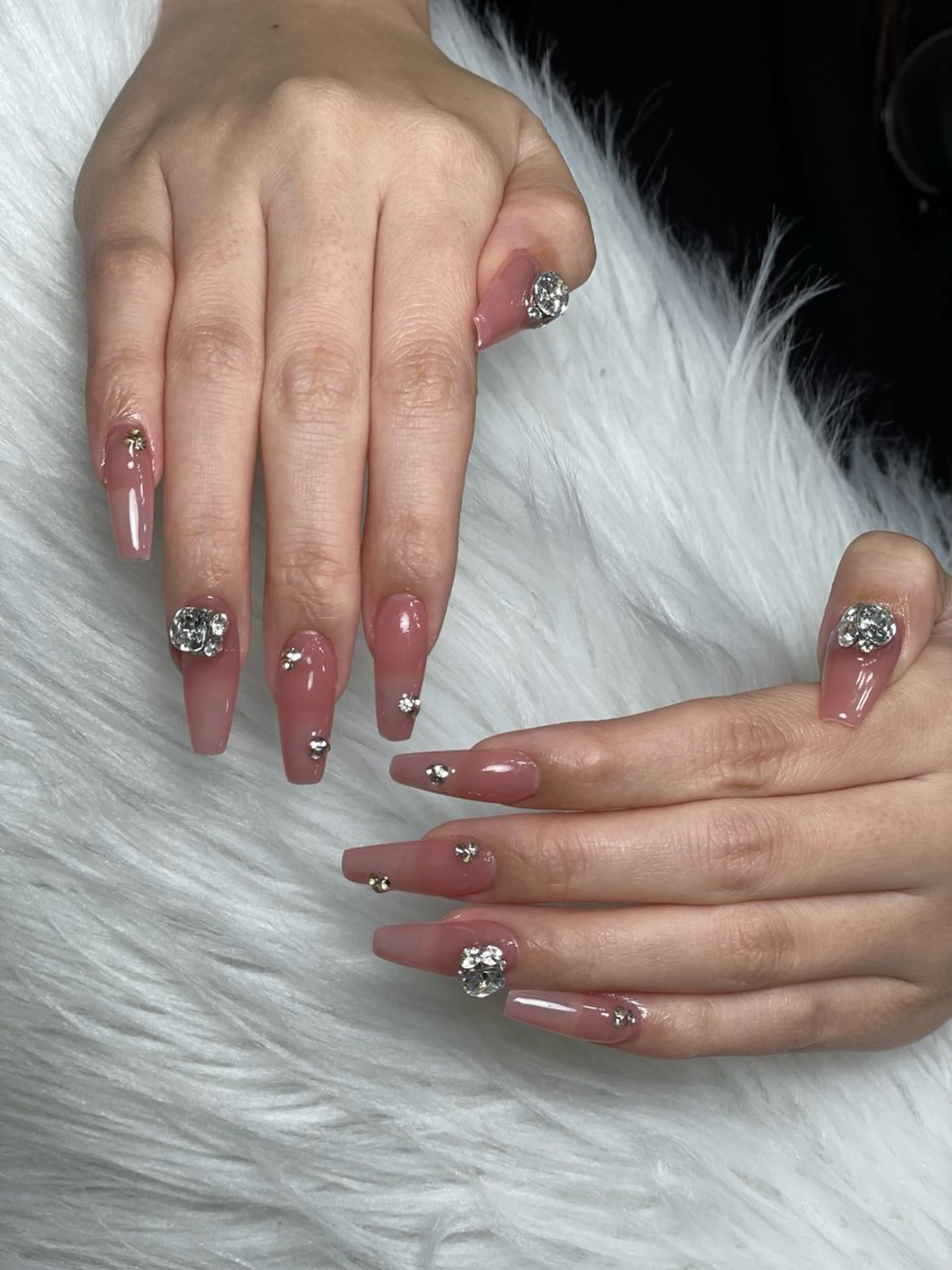 ネイル アートネイル 長さ出し ジェルネイル マグネットネイル ニュアンスネイル Kanao_ CloudyChanのネイルデザイン