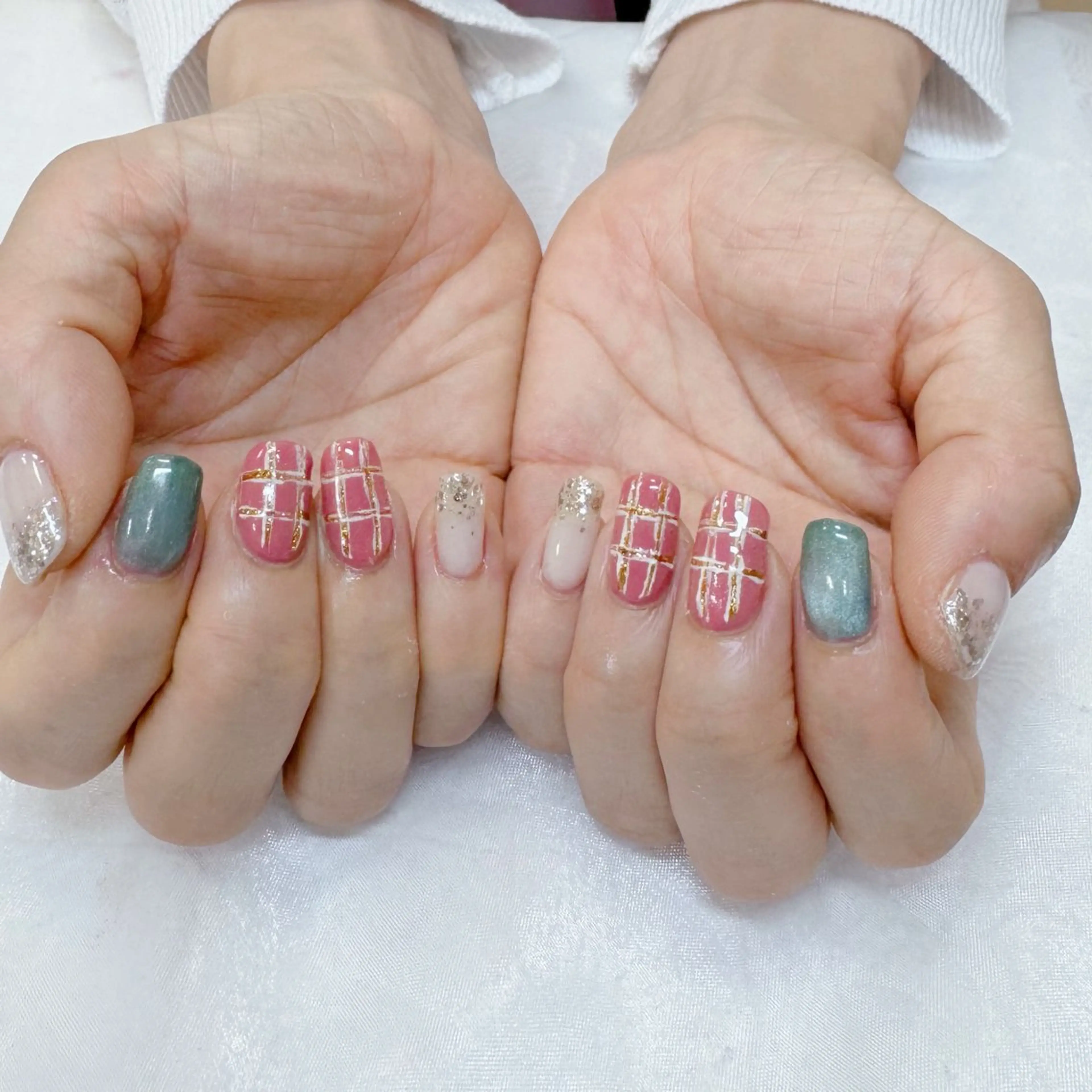 ネイル キラキラネイル マグネットネイル maruyasu. yのネイルデザイン
