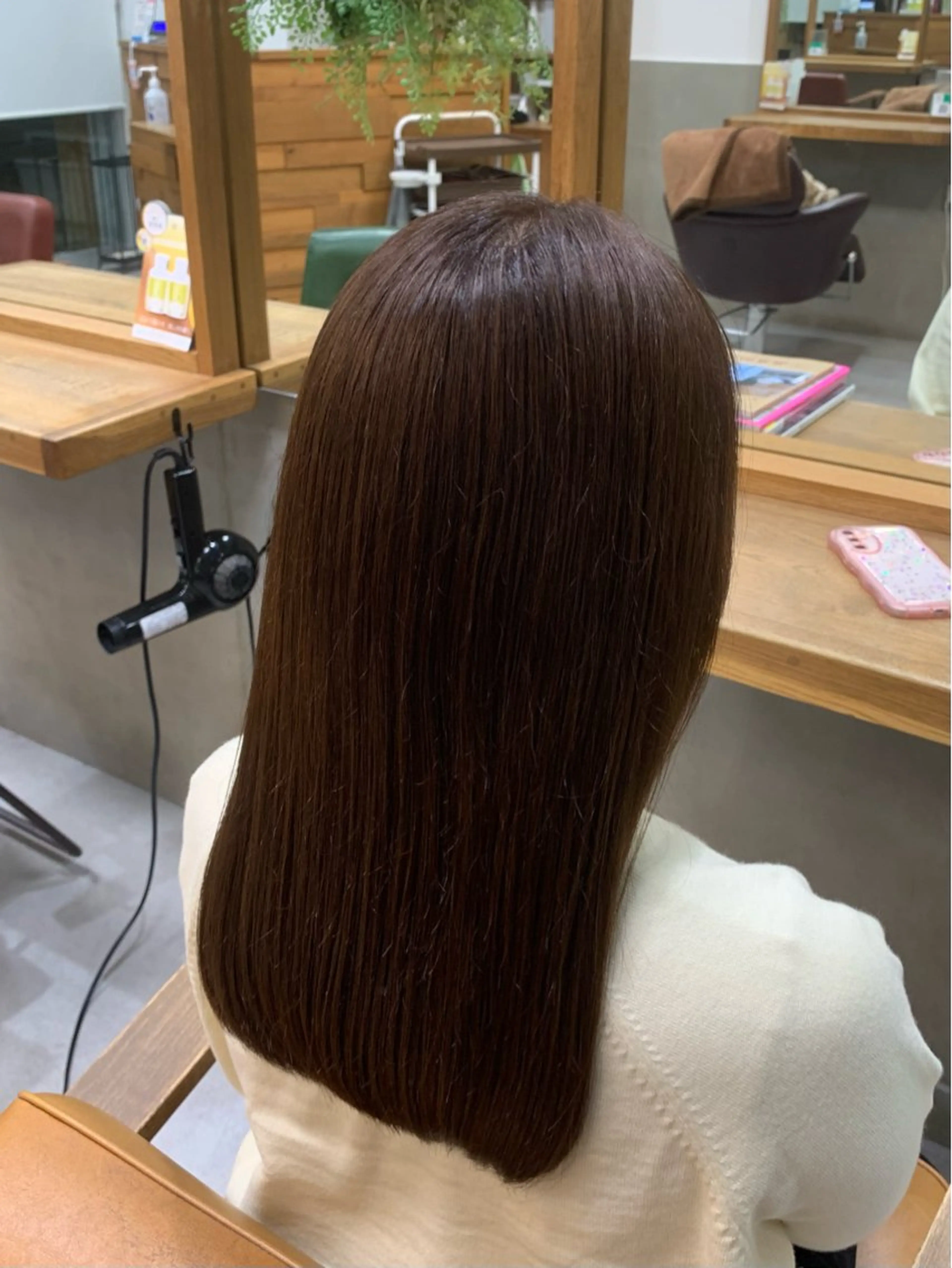 『カット✂️+ストレート💎+トリートメント🧴』の写真