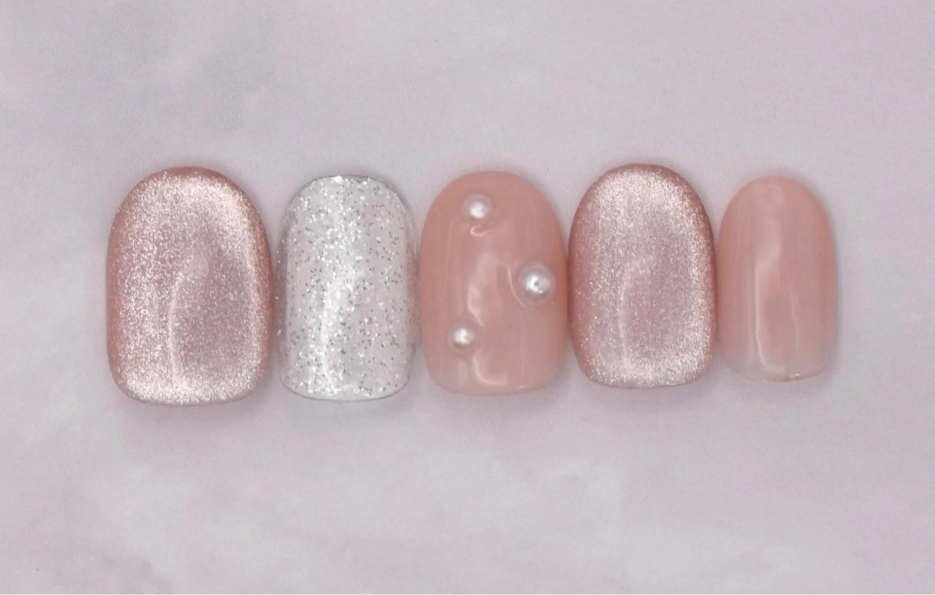 ネイル ゆら 練習生💅🏻のネイルデザイン