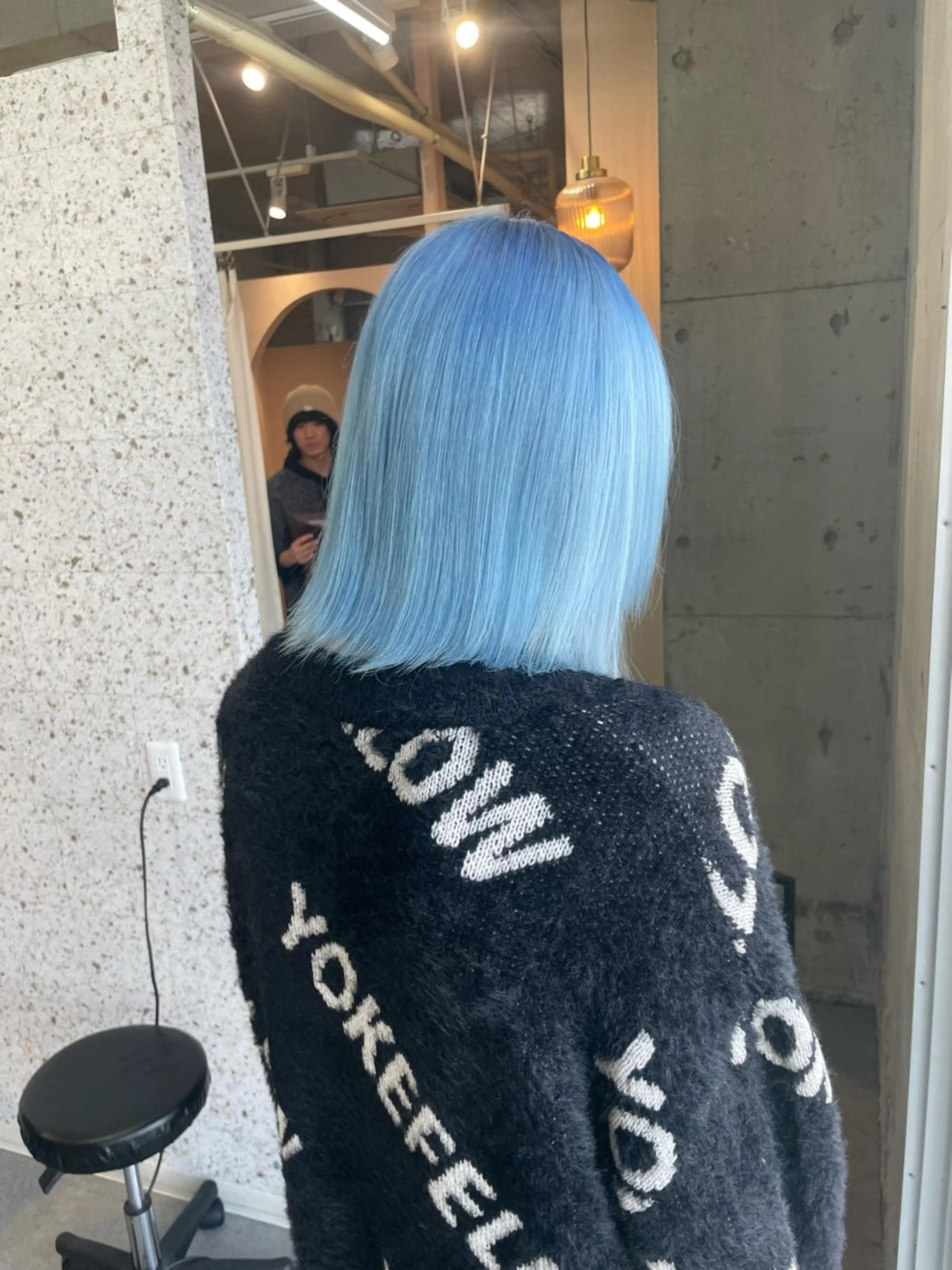 ミディアム 有人/バレイヤージュ /シャドールーツのヘアスタイル