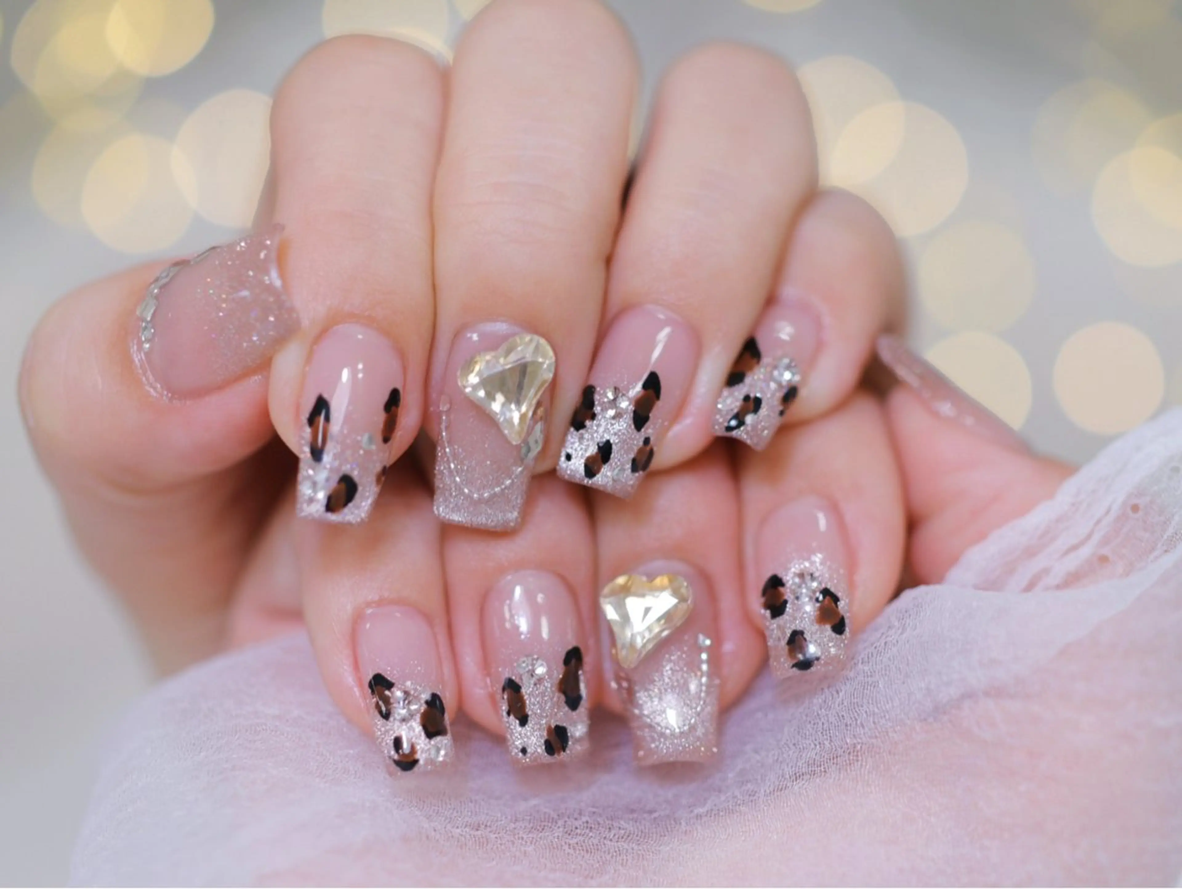 ネイル アニマル柄 ピンク ハンドネイル 幻之花 Nailのネイルデザイン
