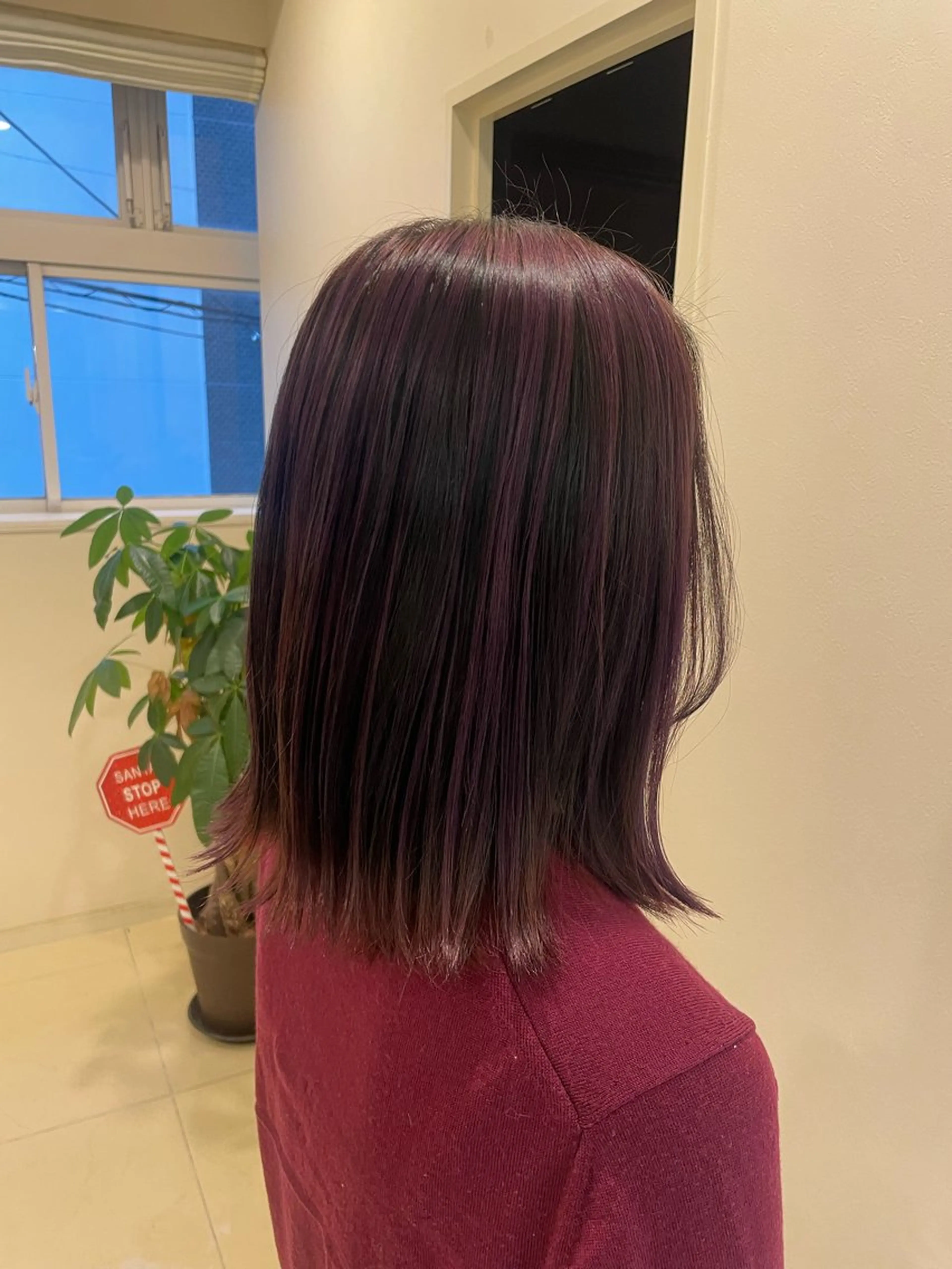 ミディアム カラー 伊藤 綾のヘアスタイル