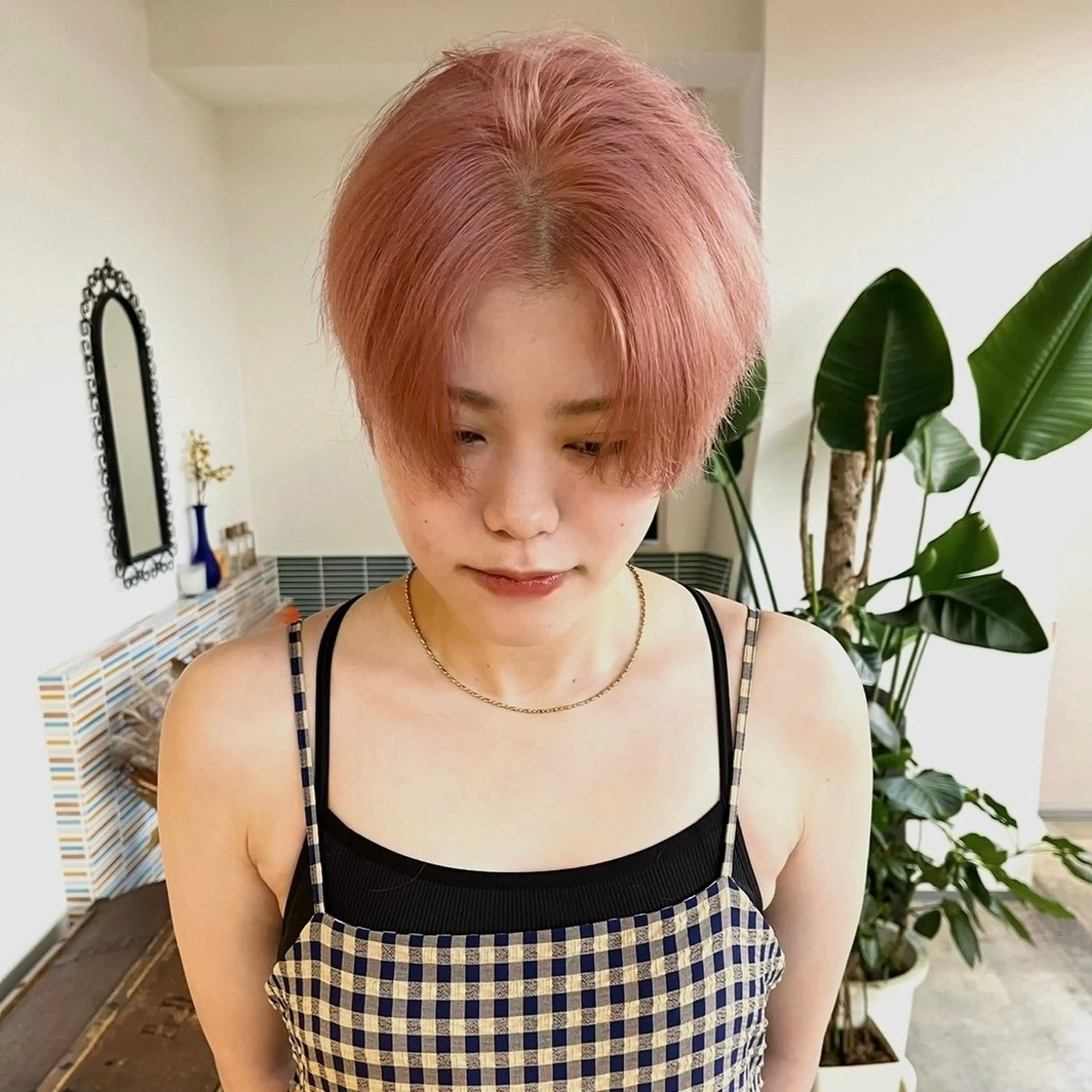 ショート カラー ヘアアレンジ 縮毛矯正履歴からの ブリーチ /mamiのヘアスタイル