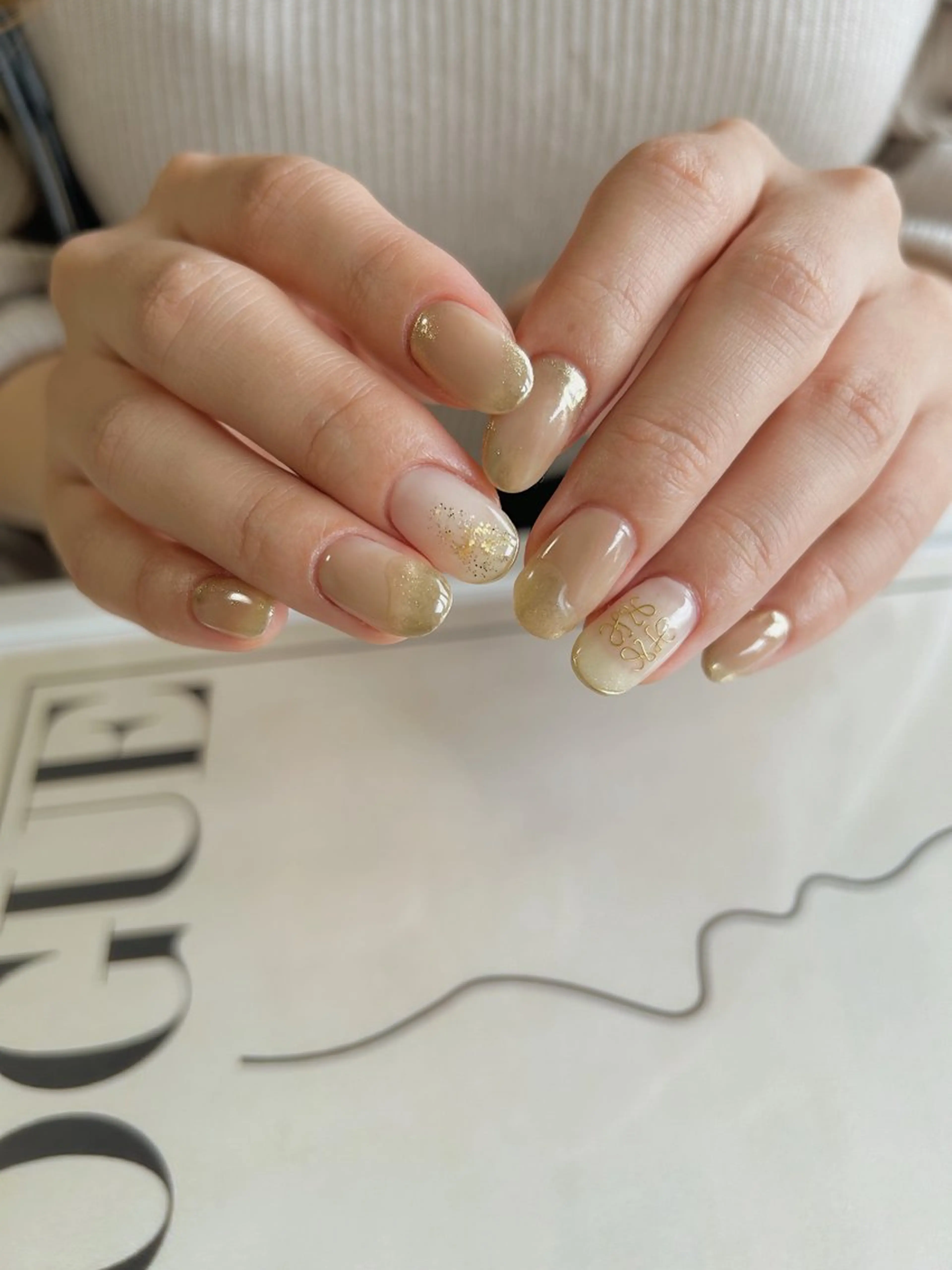 ネイル ブラウン フレンチネイル マグネットネイル ニュアンスネイル オフィスネイル ハンドネイル Lull ネイル/ HBL/ハンドケアのネイルデザイン