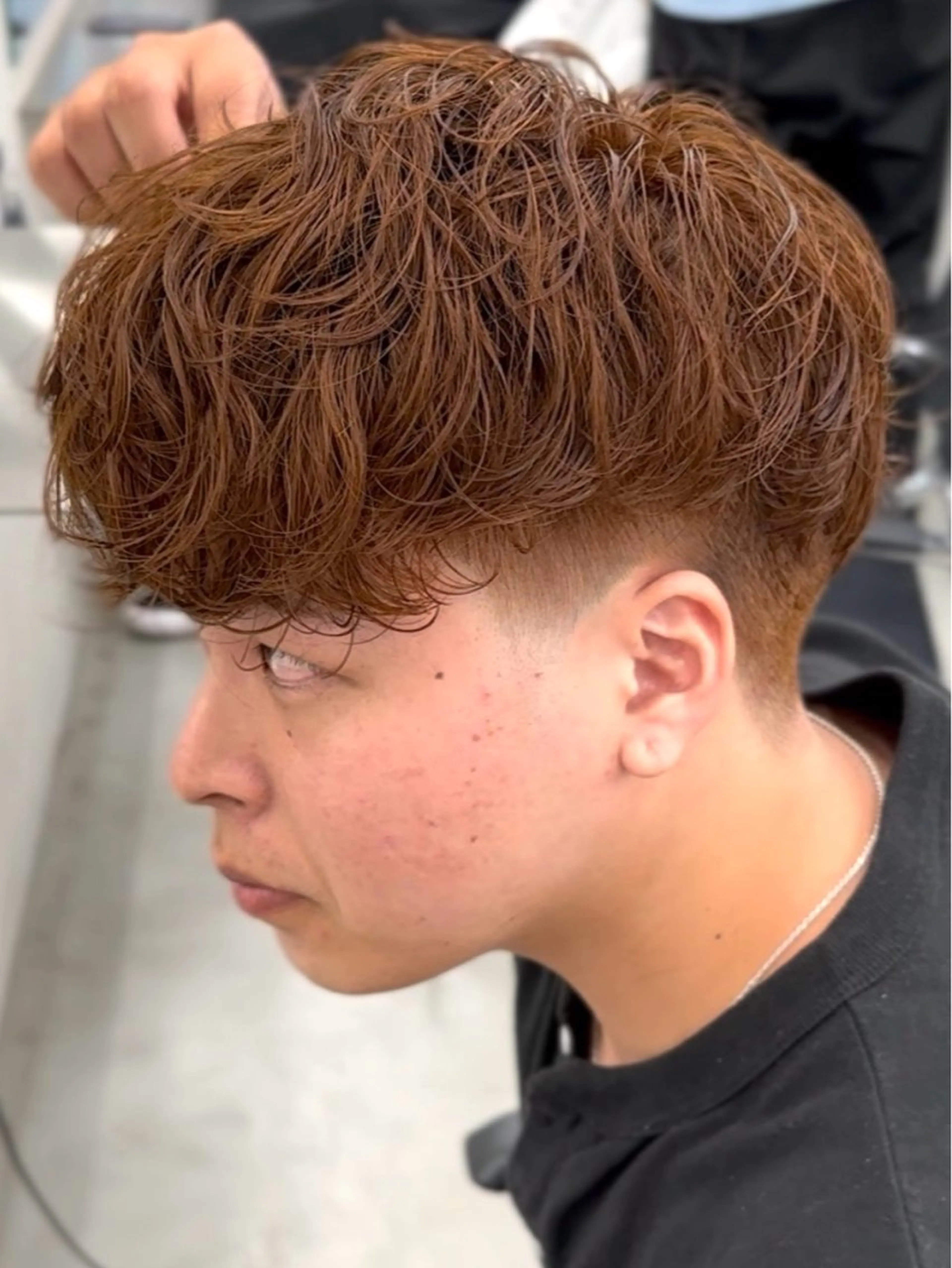 メンズ カット 【ハイトーン特化】 Hugのヘアスタイル