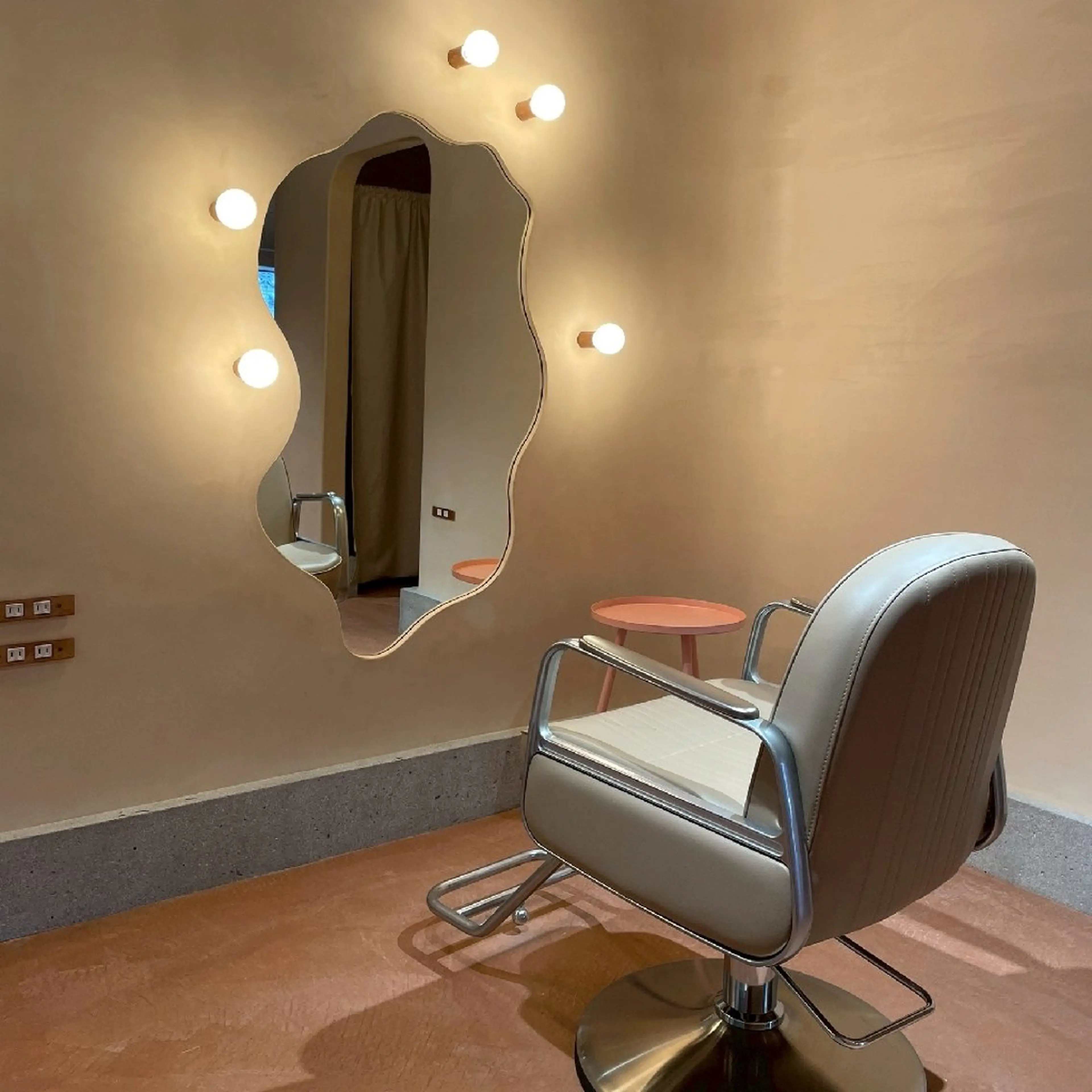 セミロング カラー 川原田麻衣【薬院/平 尾/高宮】透明感🫧のヘアスタイル