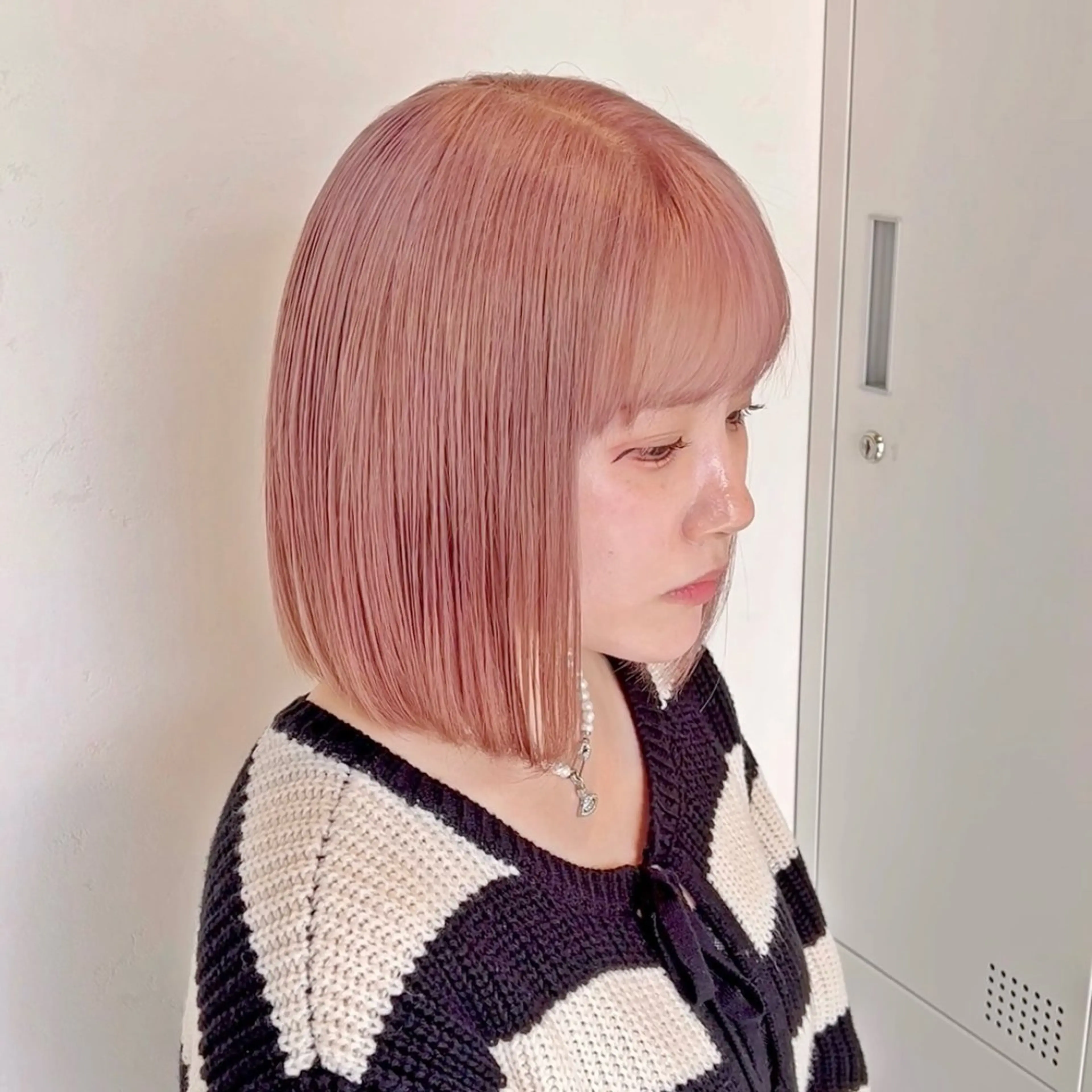 ミディアム カラー カット ヘアカラー トリートメント ボブ/韓国ボブ/ブリ ーチ/鈴木康平のヘアスタイル