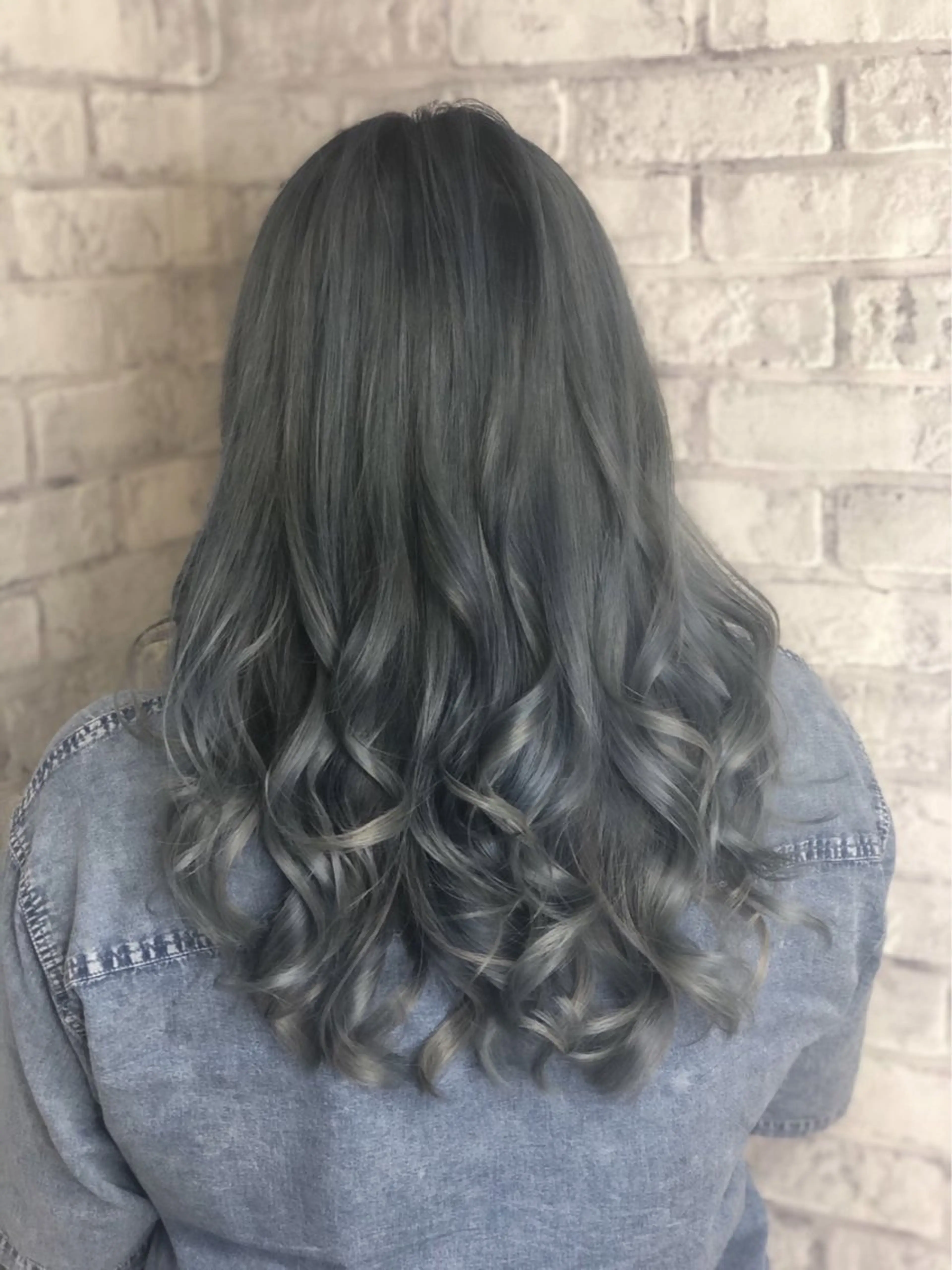 ロング 小林 妃那のヘアスタイル