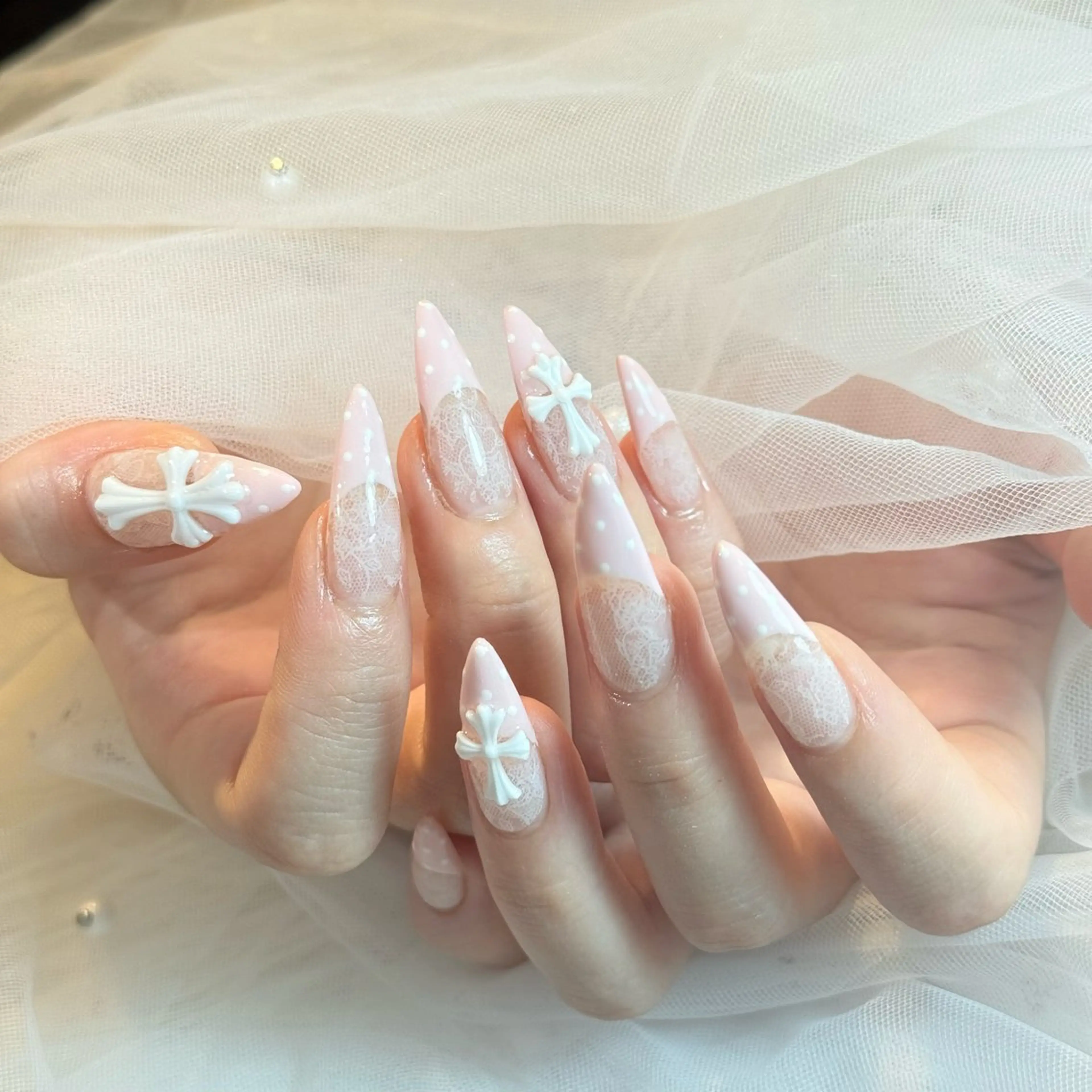 ネイル アートネイル チークネイル フレンチネイル グラデーション キラキラネイル ハンドネイル Risa_ Nailのネイルデザイン