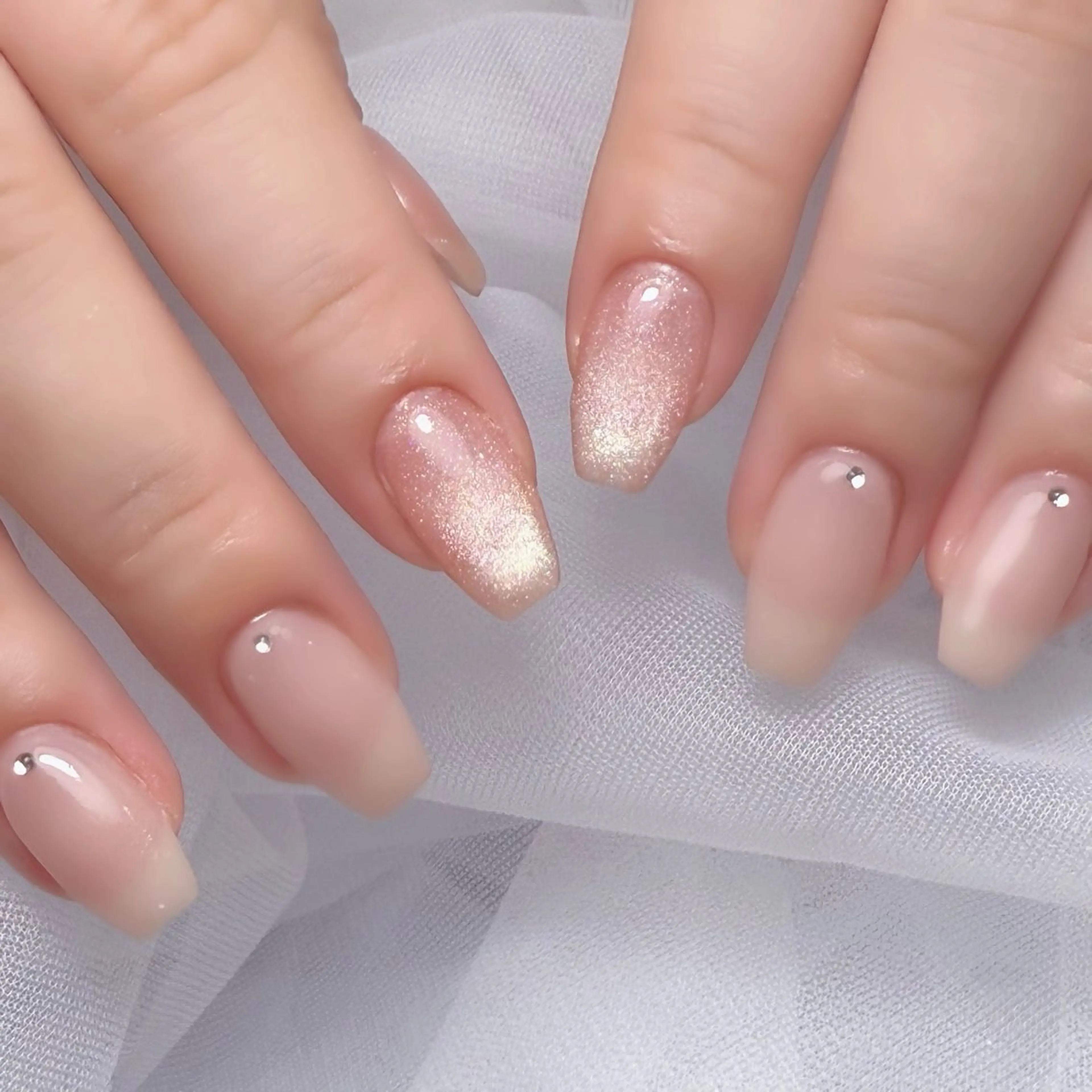 ネイル SAORI🎀 マグネット特化サロンのネイルデザイン