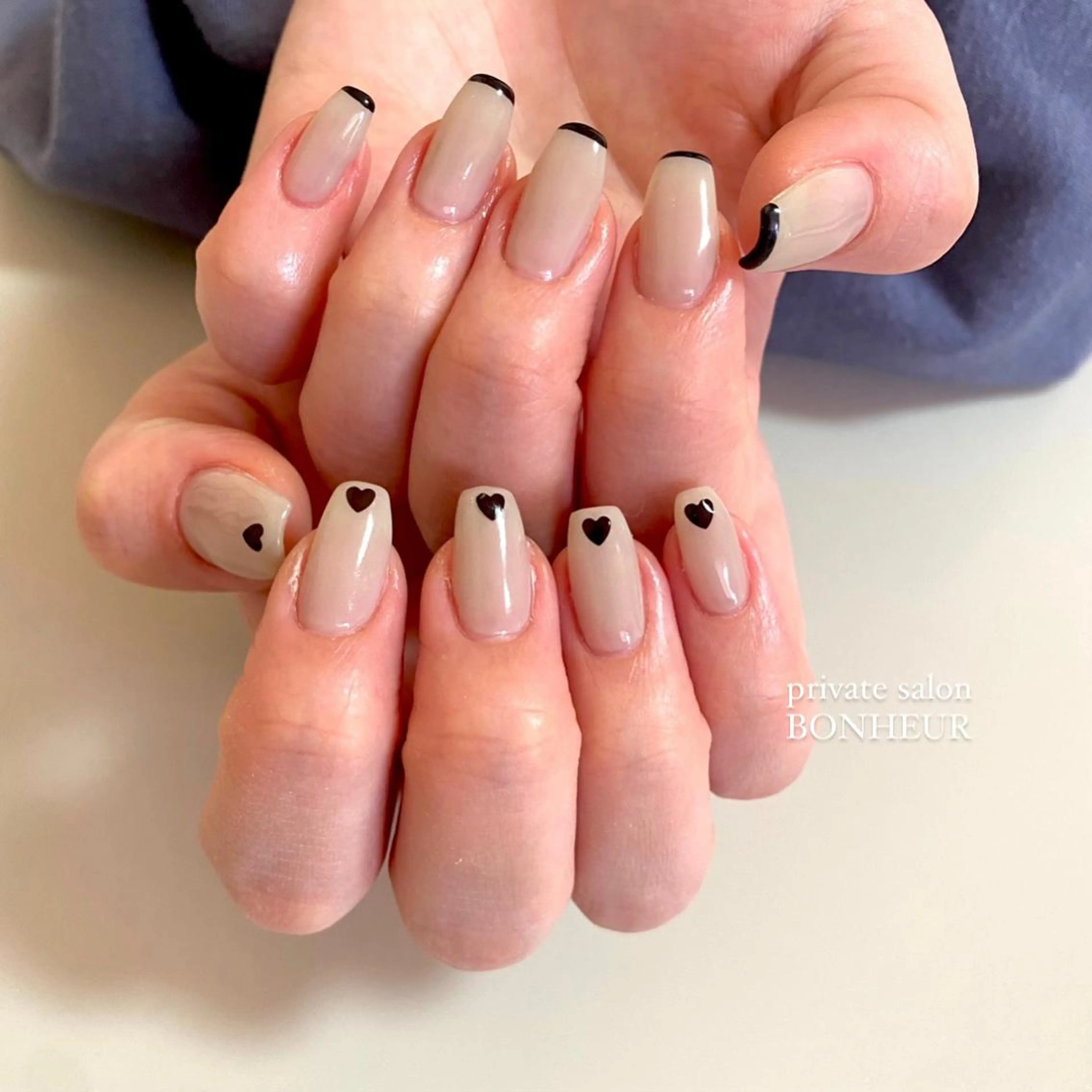ネイル ハンドネイル BONHEUR Annaのネイルデザイン