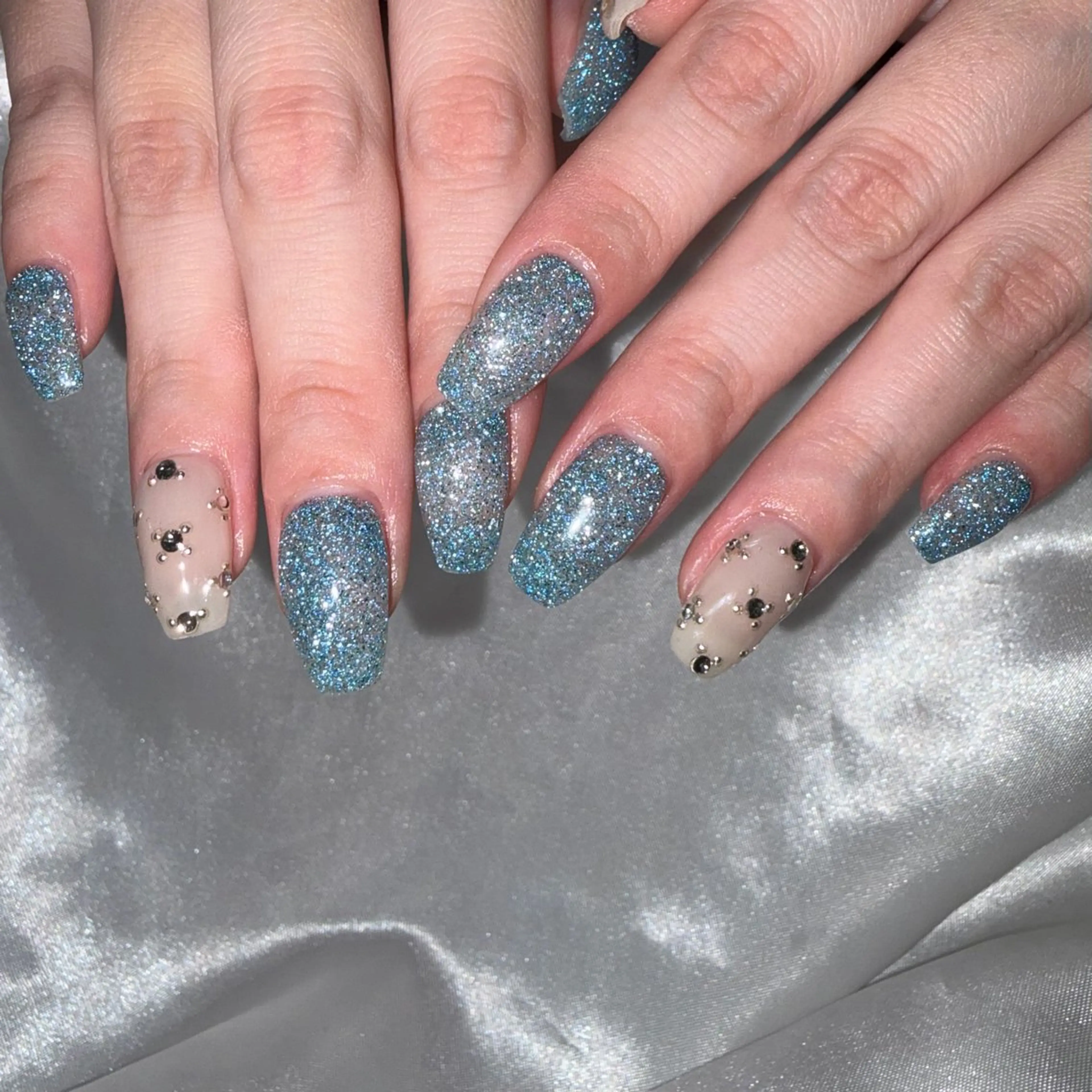 ネイル ハンドネイル nailroom‪ sb‪‪𓈒𓂂𓏸のネイルデザイン