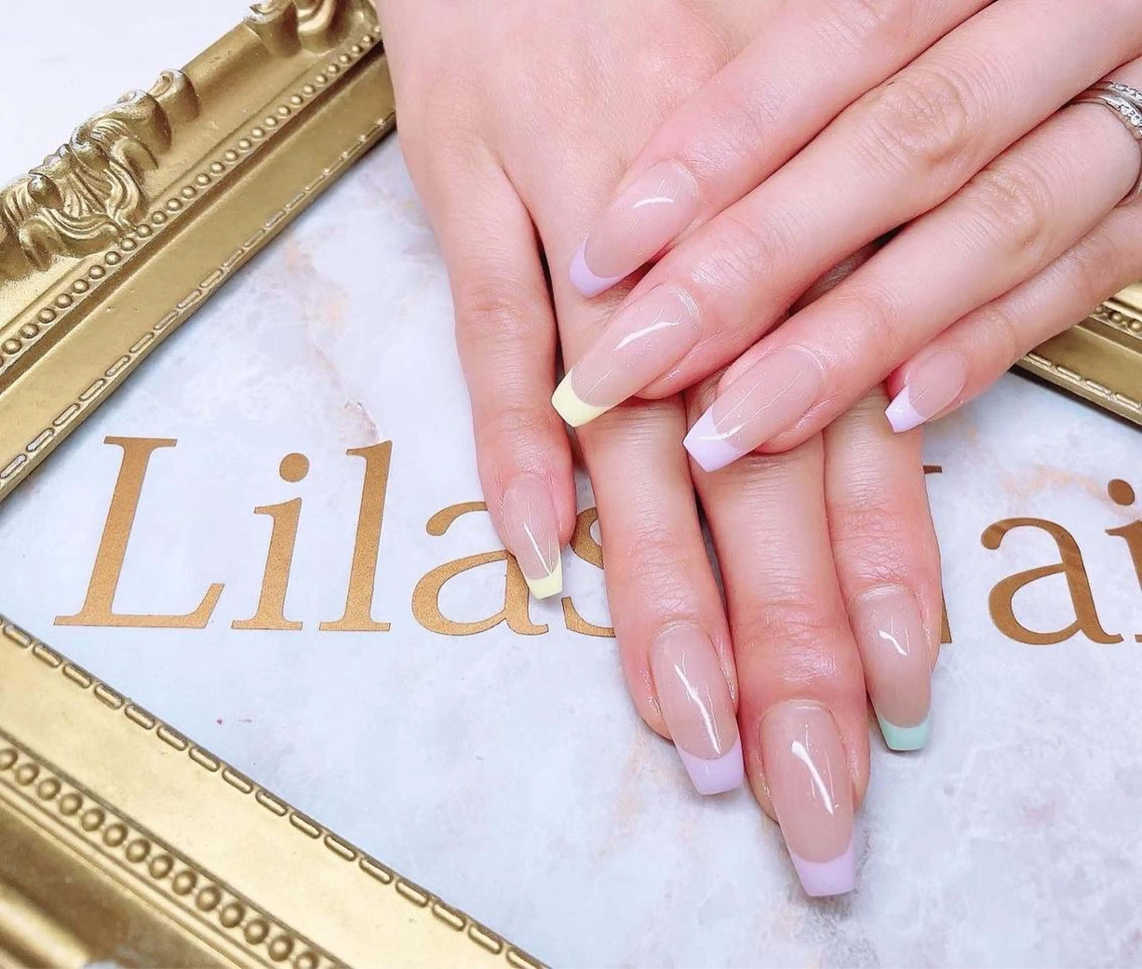 ネイル フレンチネイル ジェルネイル ハードジェル ロングネイル ニュアンスネイル Lilas Nailのネイルデザイン