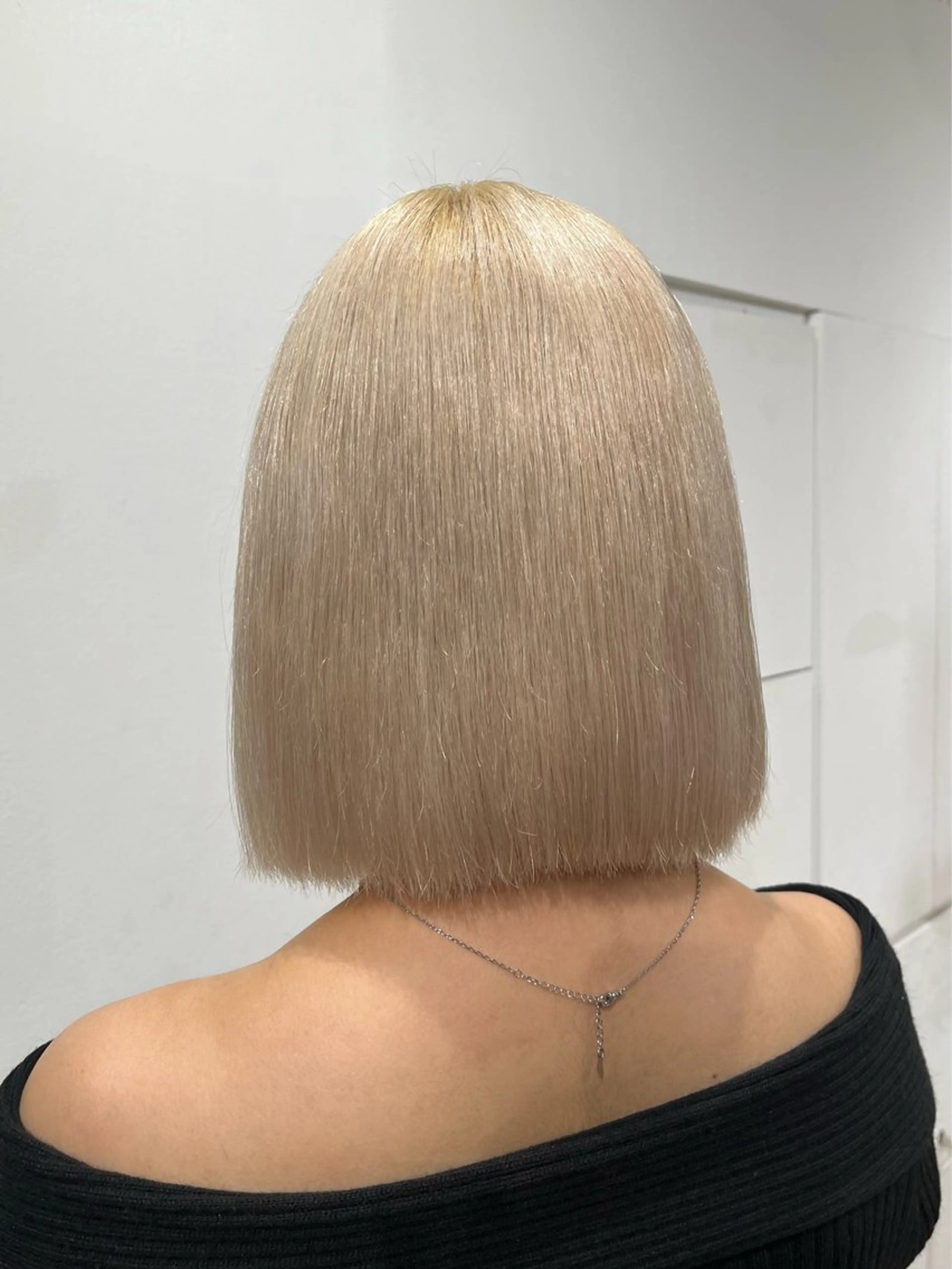 ショート カラー ブロンド 🤎HAZUKI🤎 ハイトーン✨のヘアスタイル