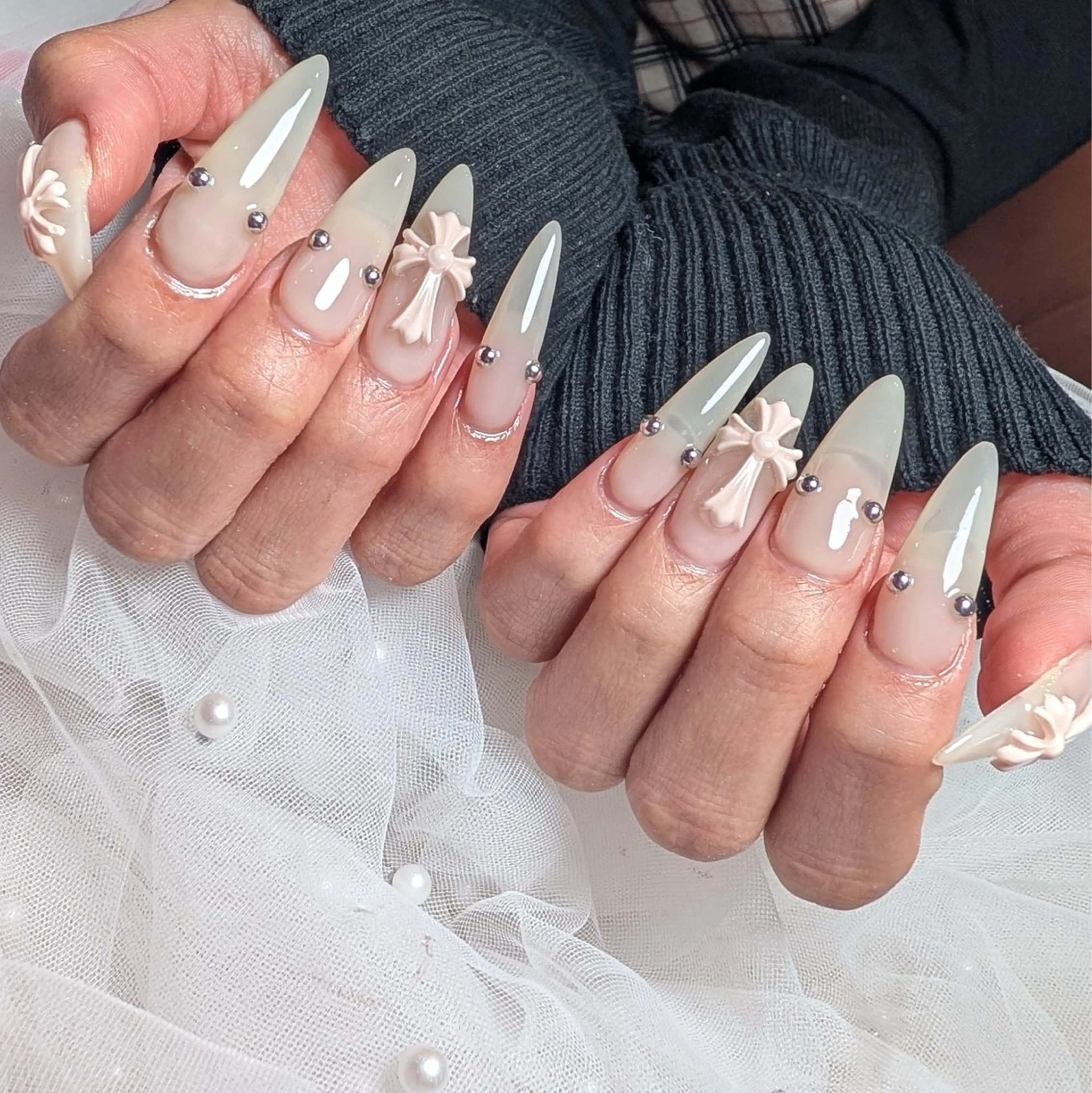 長さだし10本パーツ付け放題　持ち込みデザインの写真