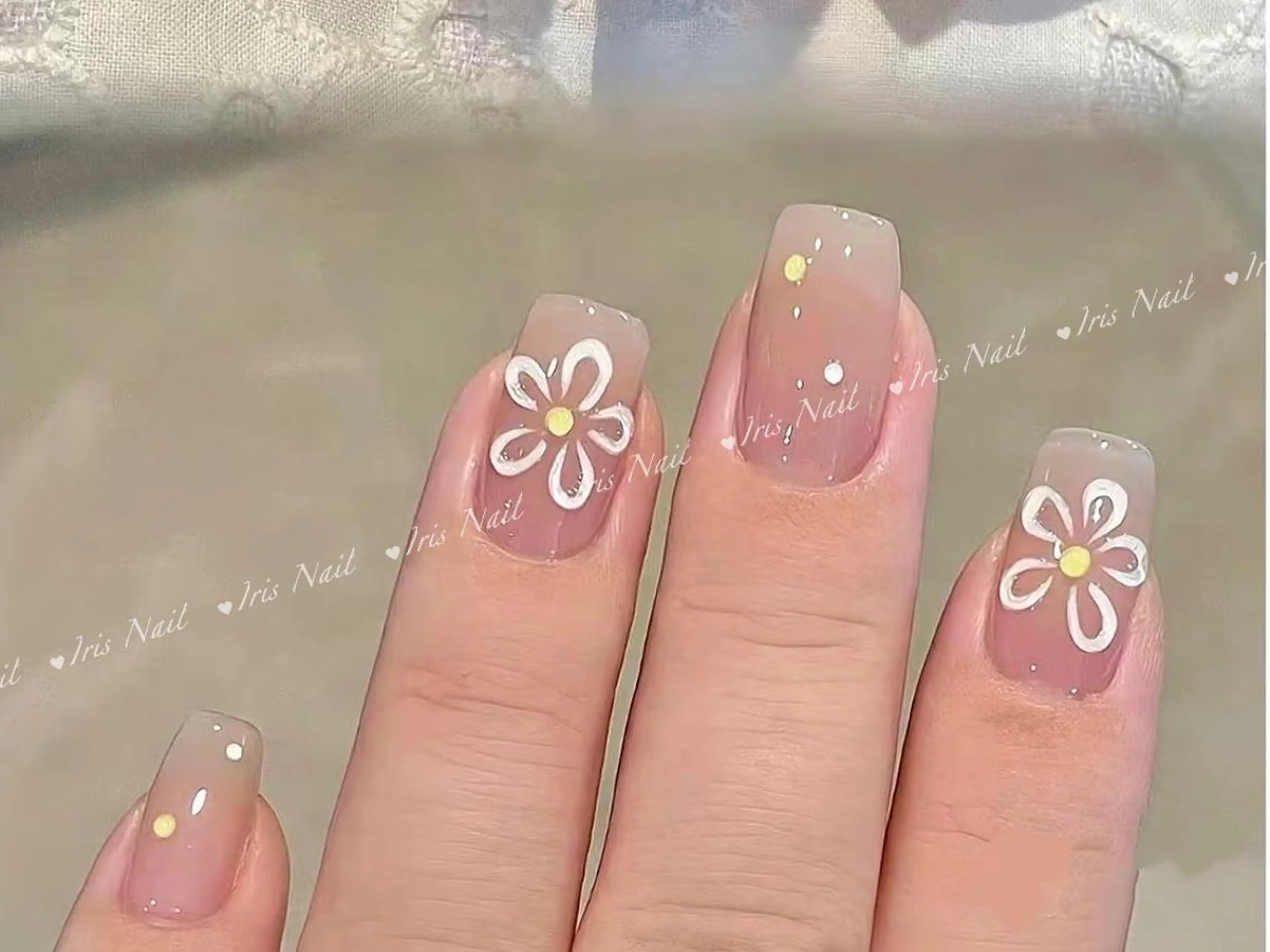 ネイル ハンドネイル ハンドケア 🍒IRIS Nail🌸のネイルデザイン