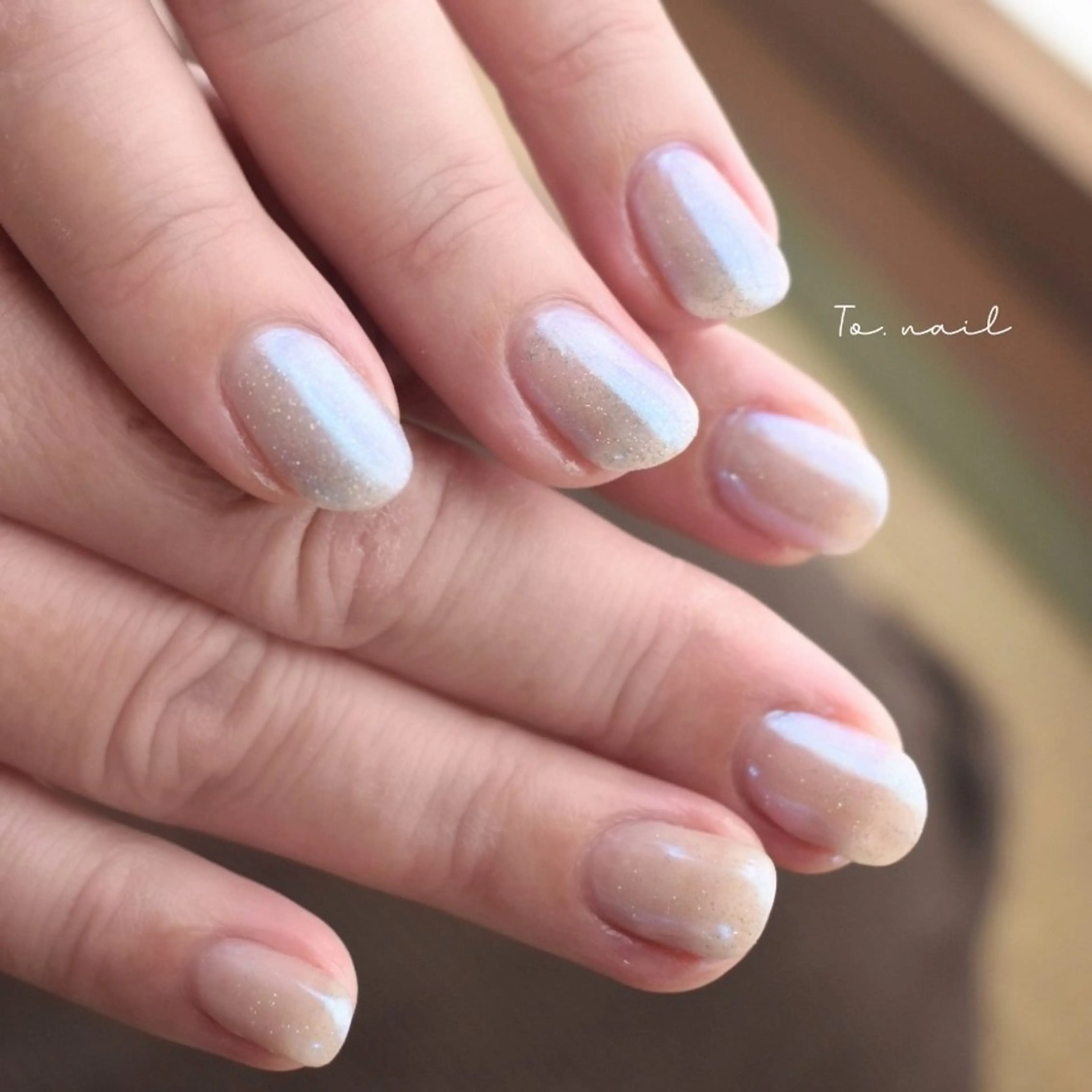 ネイル オーロラネイル ミラーネイル ハンドネイル To. nail （トゥ ネイル）のネイルデザイン