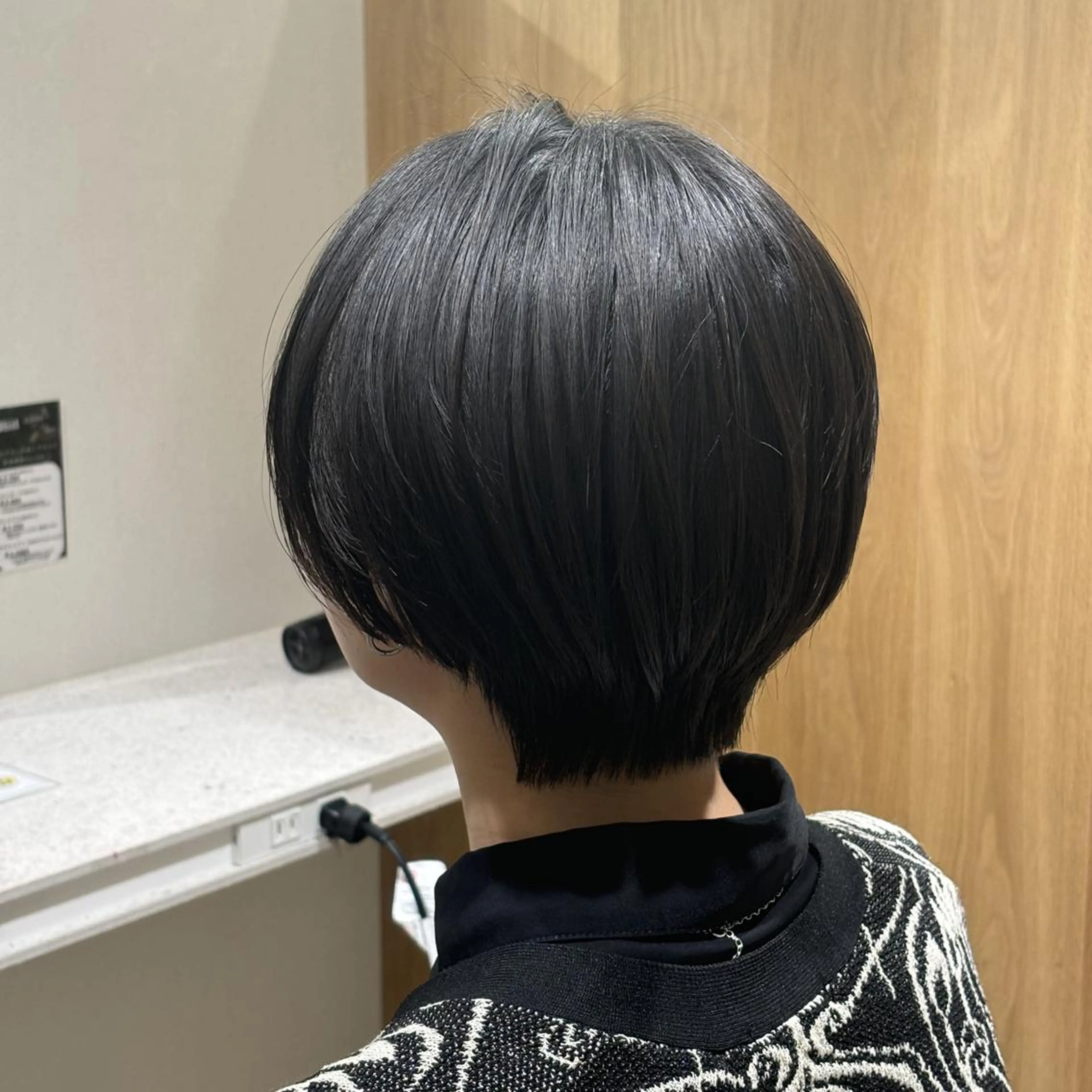 ショートカット+シャンプーの写真