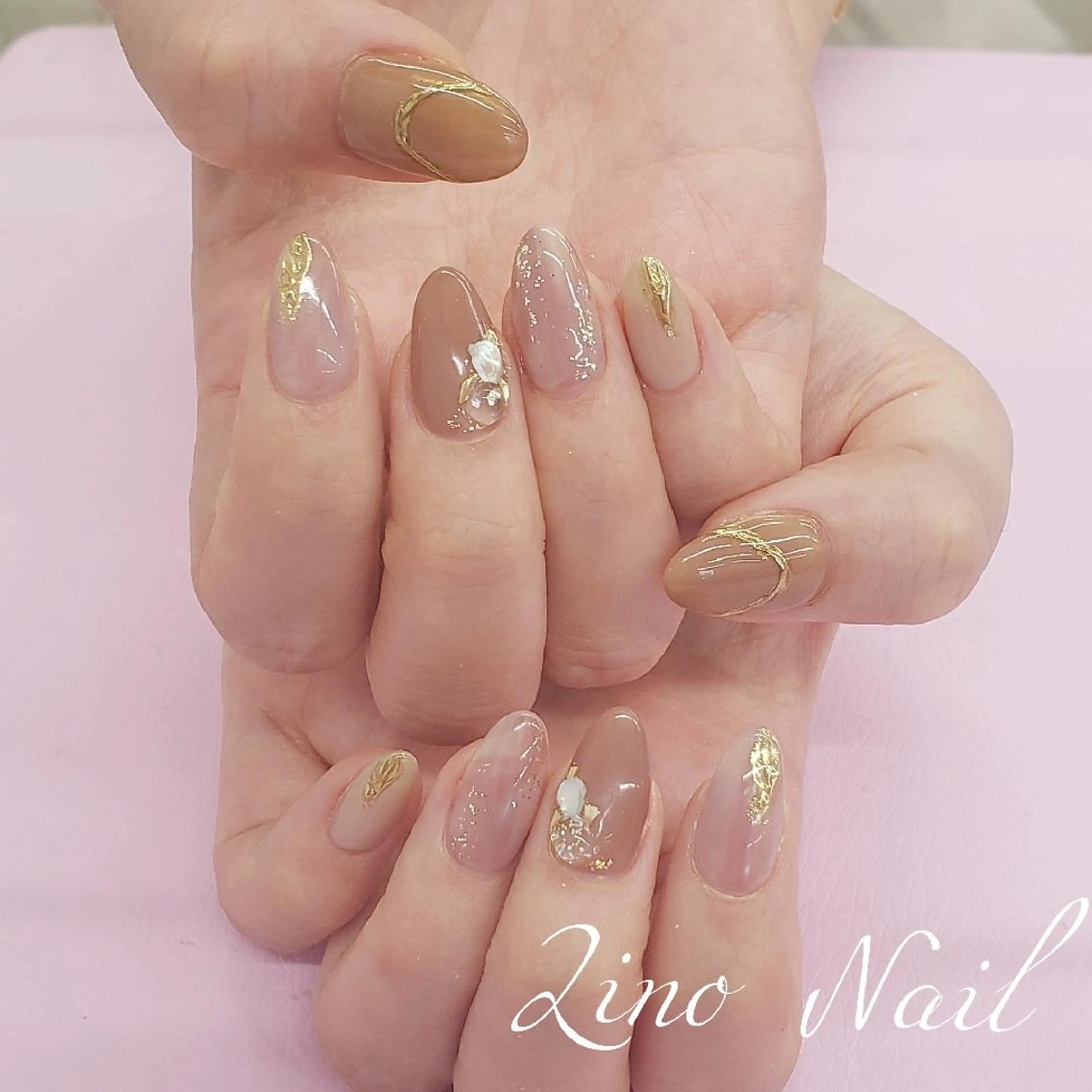ネイル カジュアル ジェルネイル ラメ(グリッター) ミラーネイル ニュアンスネイル ハンドネイル Lino Nailのネイルデザイン