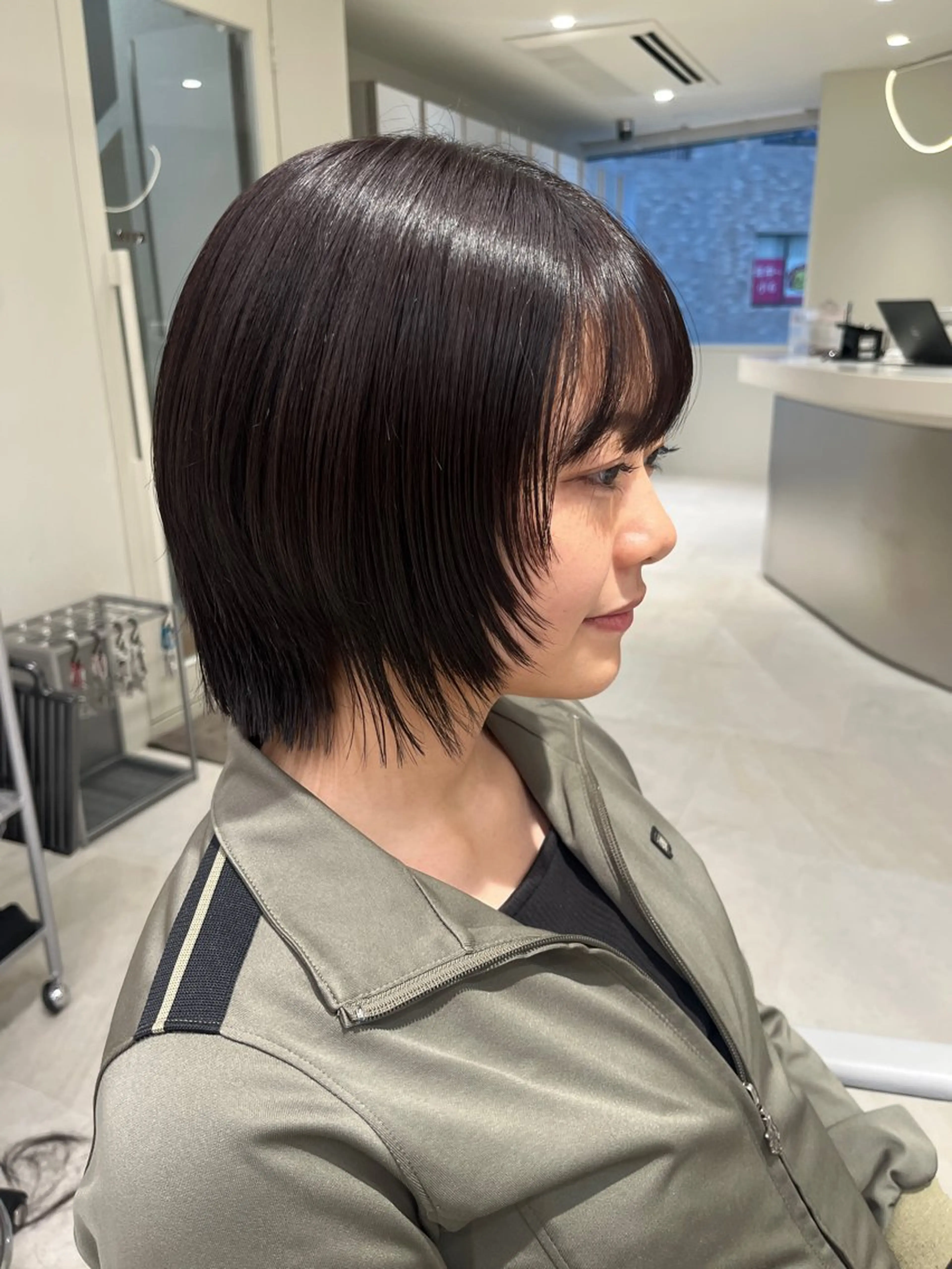 ショート ボブレイヤー ボブ レイヤーカット カット Kaede✩.* keen立川のヘアスタイル