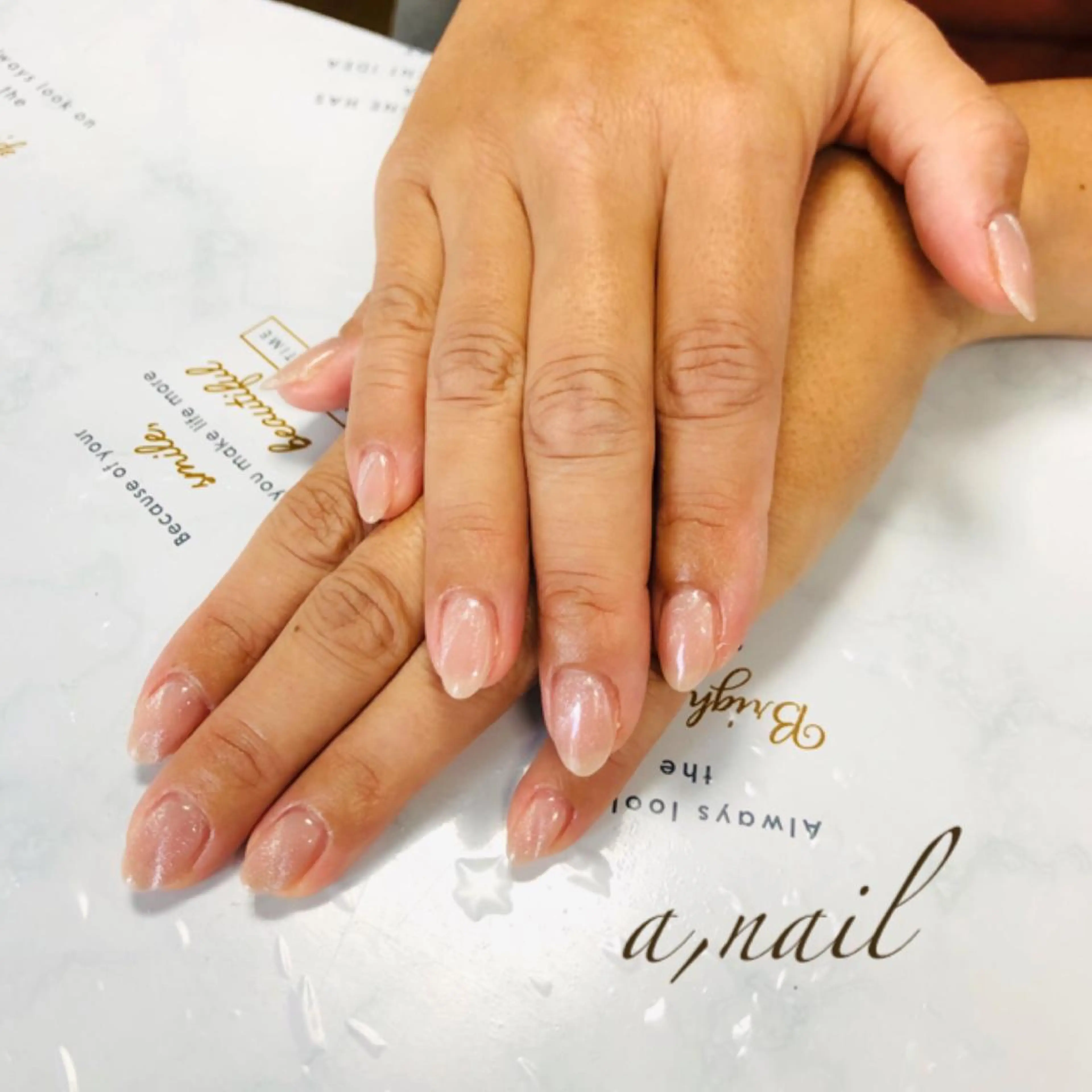 ネイル フットネイル ジェルネイル グラデーション ラメ(グリッター) ラメグラデーション ハンドネイル ネイルサロン エーネイルのネイルデザイン