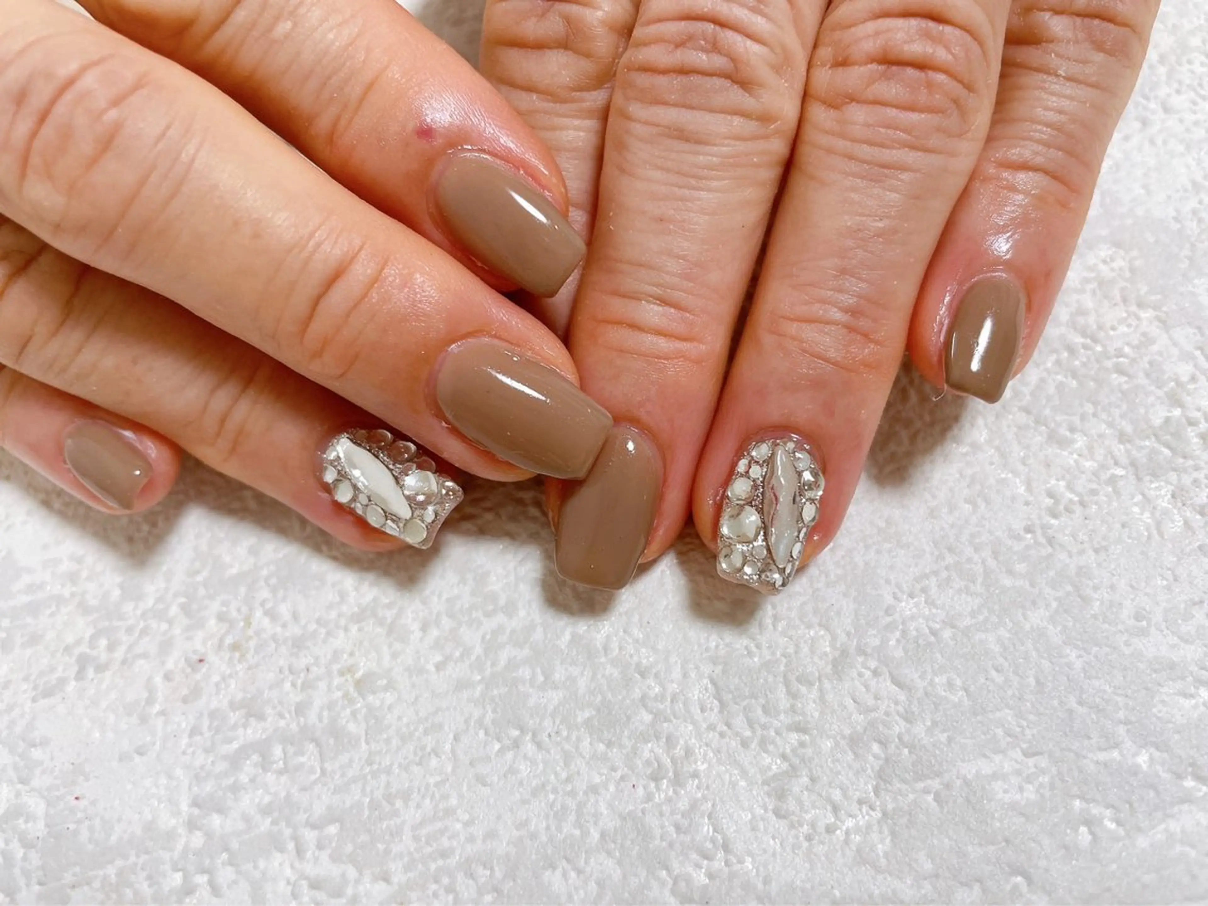 ネイル ジェルネイル キラキラネイル 韓国ネイル パラジェル ストーンネイル kikinail 溝の口のネイルデザイン