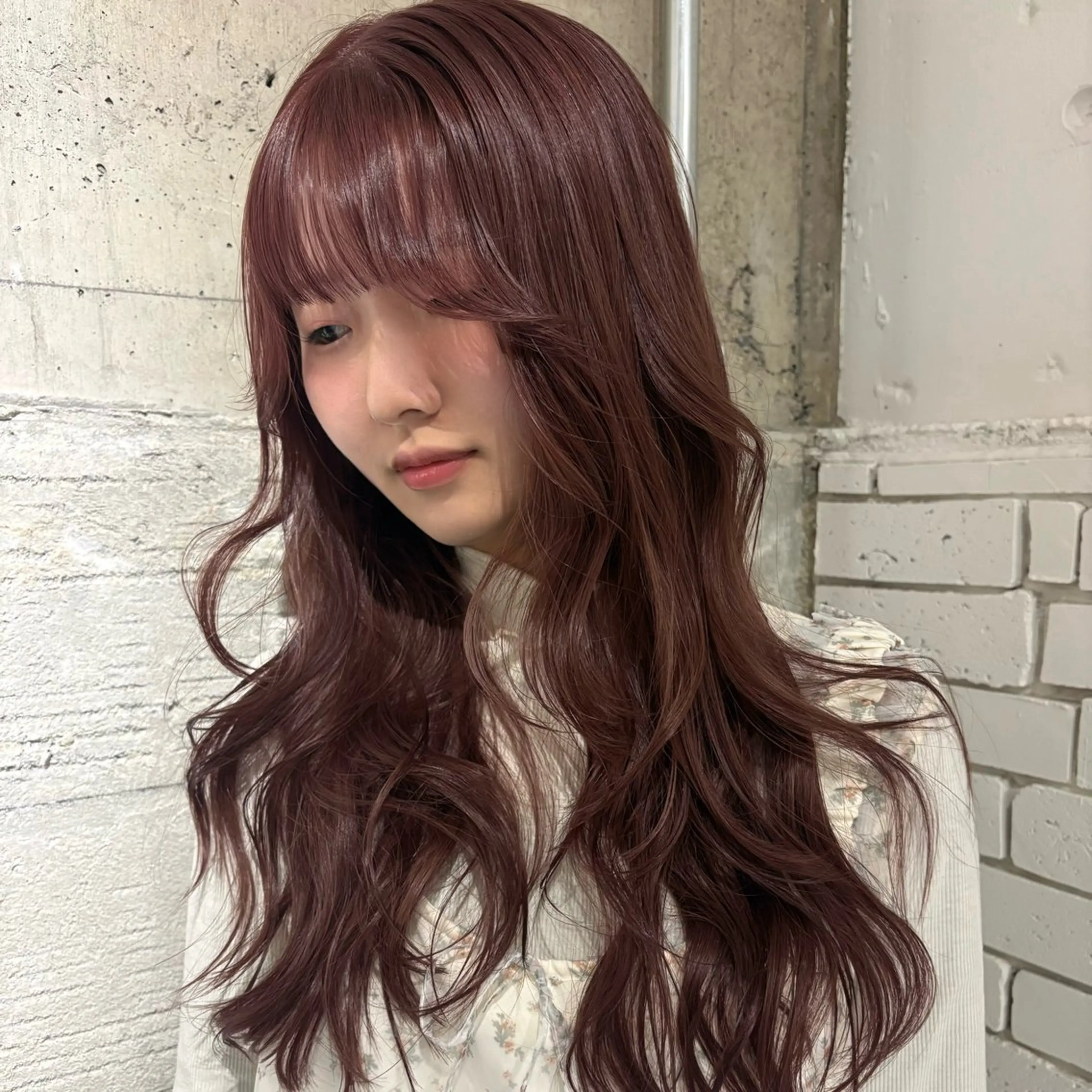 ロング カラー ピンクカラー カット ヘアカラー トリートメント Yui⭐️ 透け感カラーのヘアスタイル