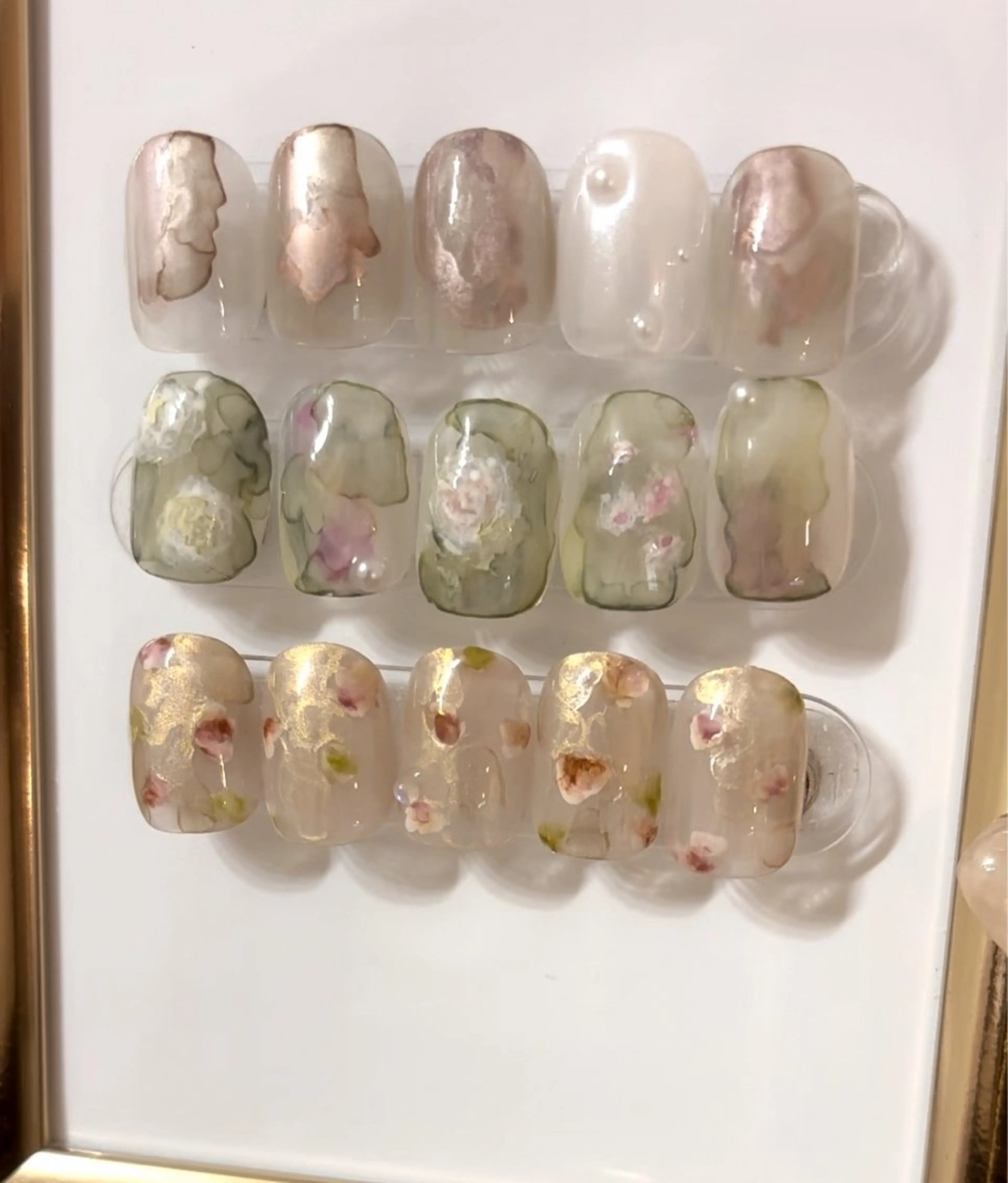 ネイル ハンドネイル Elio 国泰寺のネイルデザイン