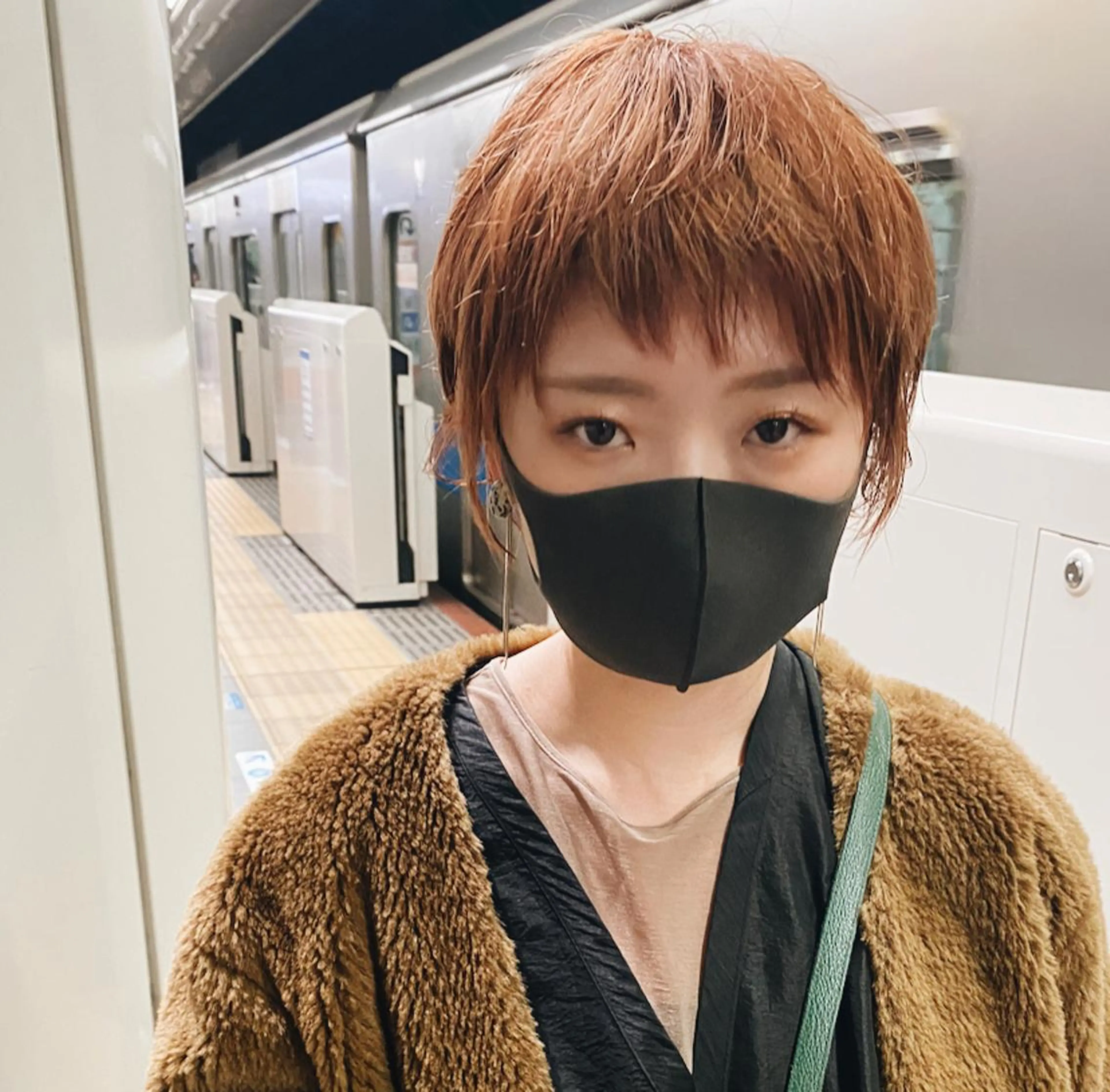 ショート カラー ベージュカラー オレンジ オレンジベージュ 西山梨々【5/1〜 復帰致します🌼】のヘアスタイル