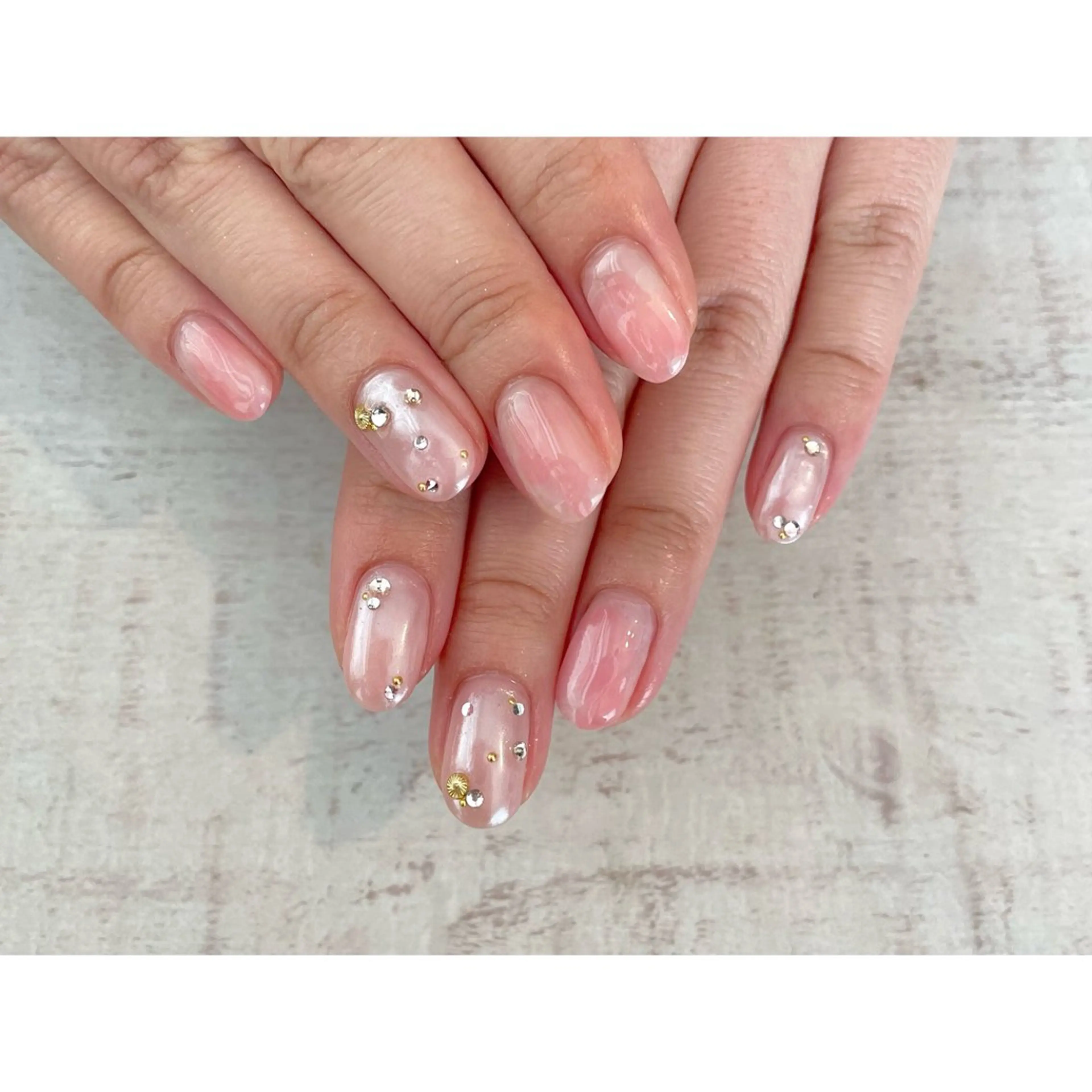 ネイル ハンドネイル 𖡼 yumenoのネイルデザイン