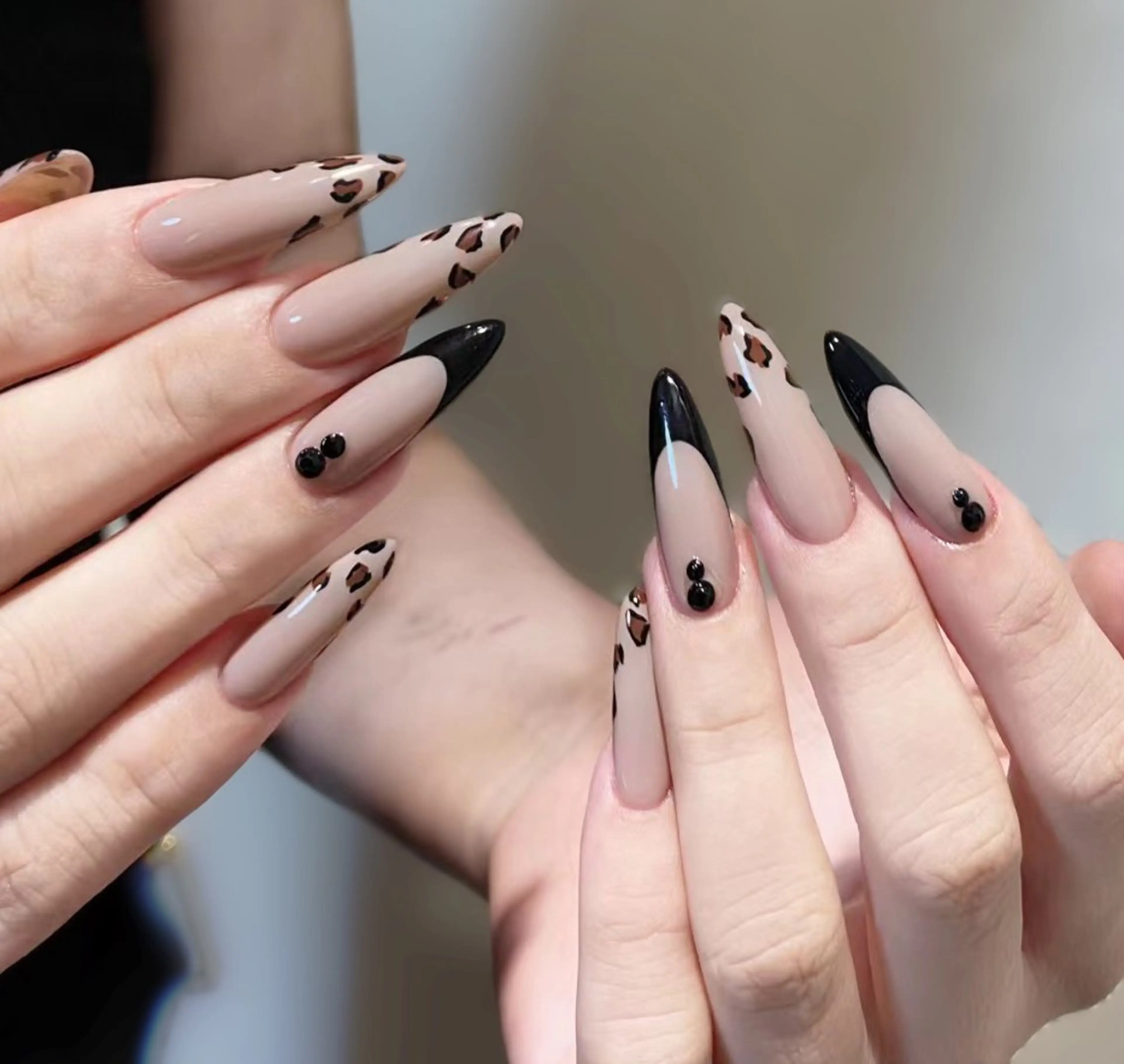 ネイル アートネイル チークネイル 長さ出し フットネイル フレンチネイル YK Beauty Salonのマツエク・マツパデザイン