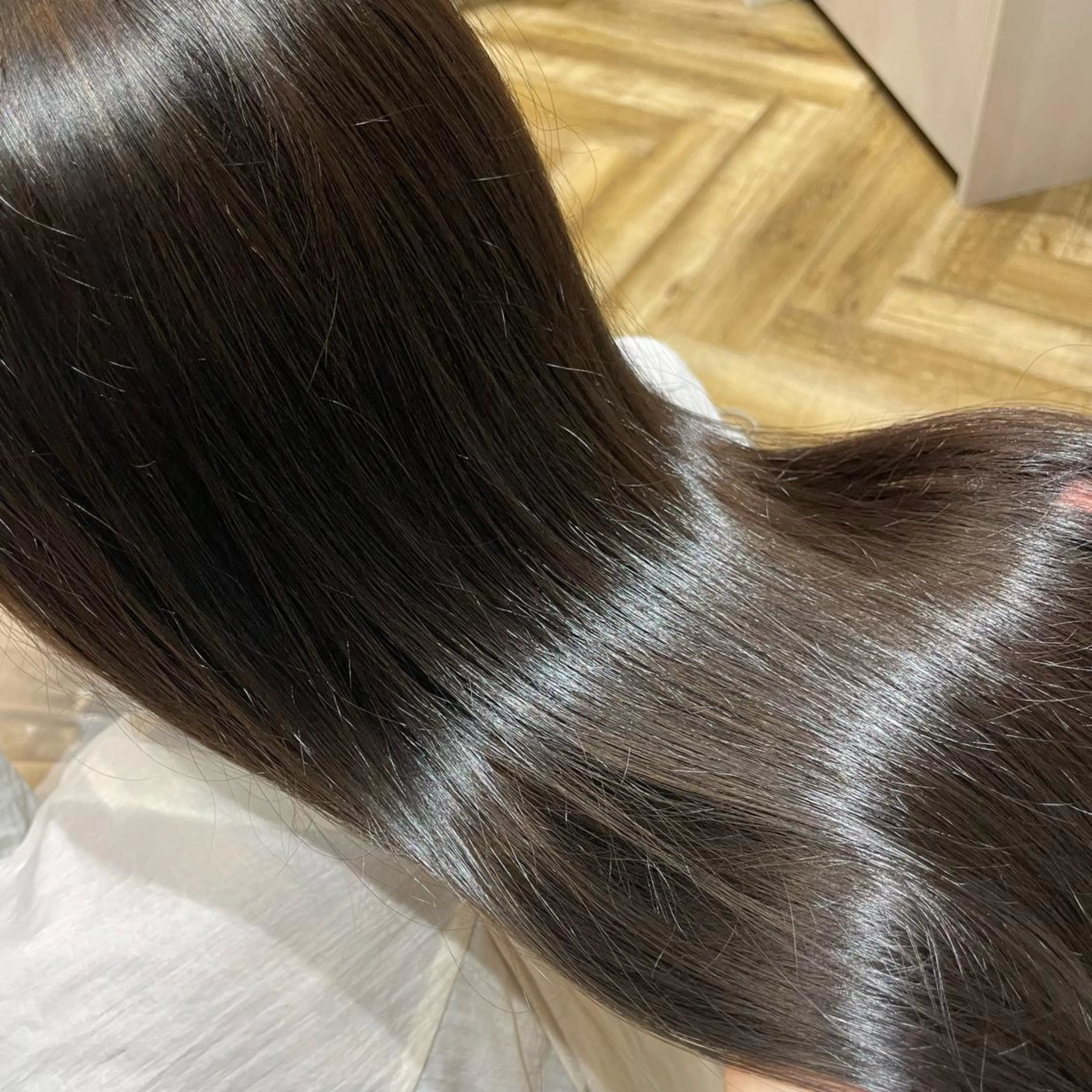 カラー グレージュ 《ショートモデル》 服部未夢のヘアスタイル