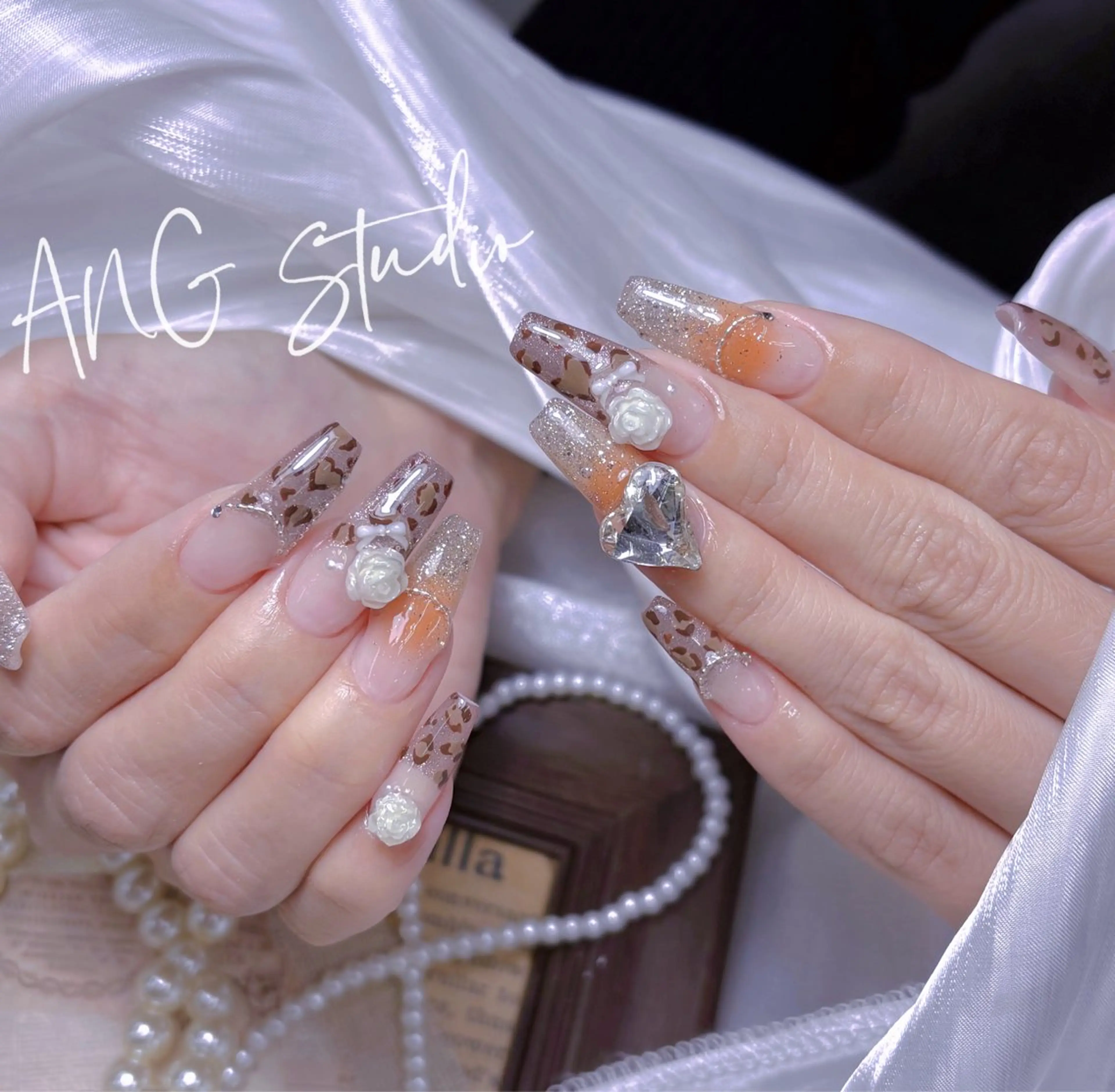 ネイル ハンドネイル ハンドケア ANG Studioのネイルデザイン