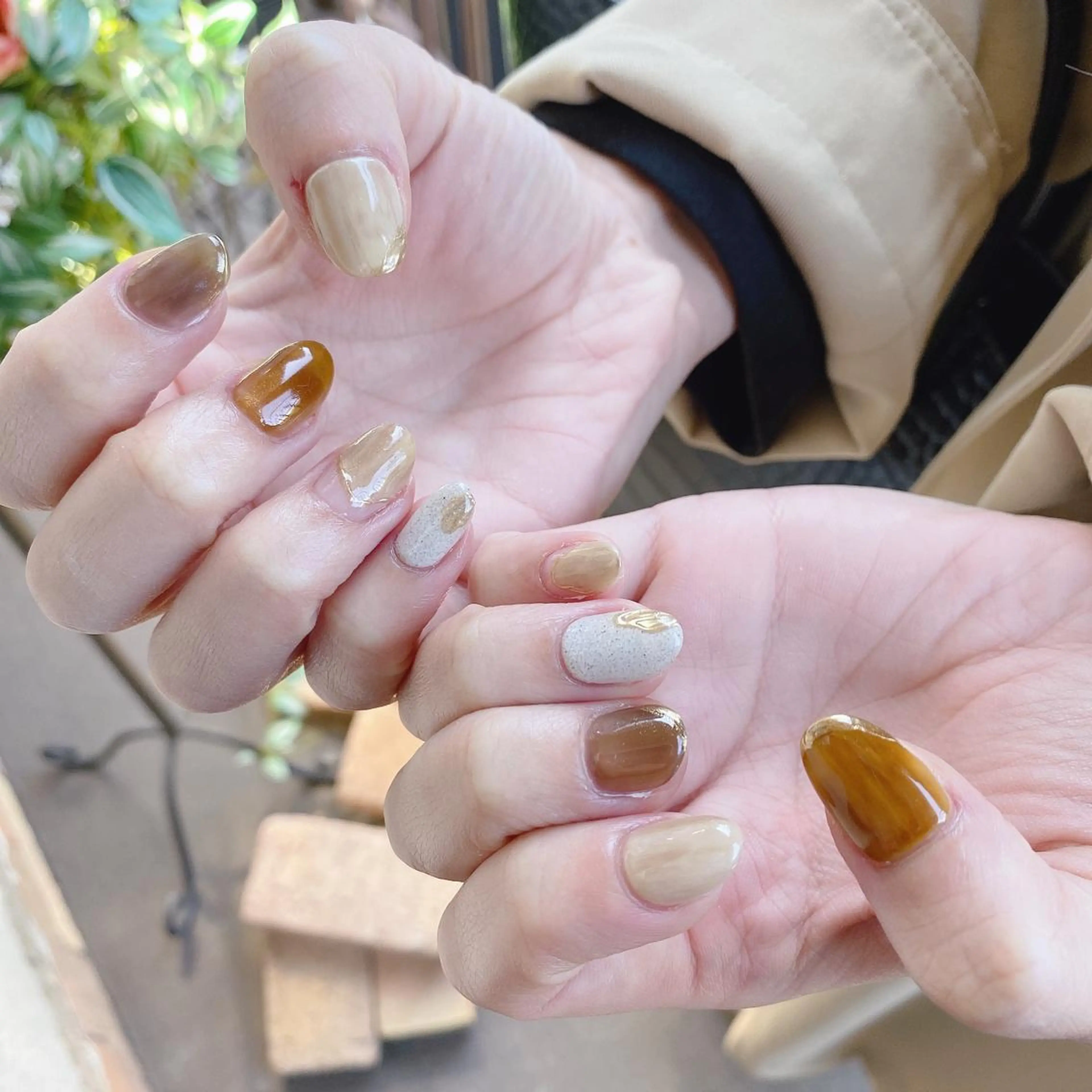 ネイル アートネイル ミラーネイル ニュアンスネイル 春ネイル 冬ネイル 🩵 mei🩵のネイルデザイン