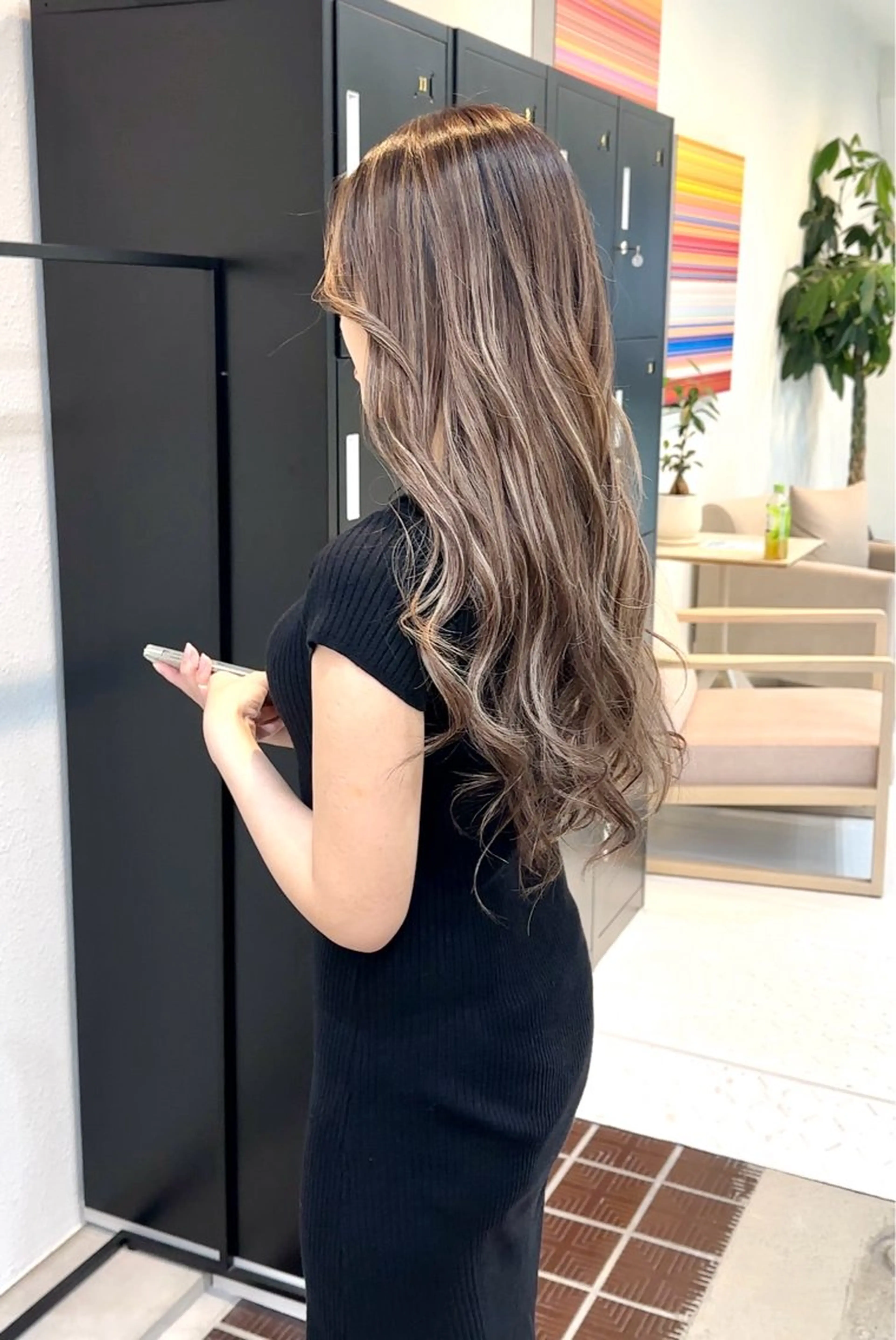 ロング カラー etore 矢場町 南沙希のヘアスタイル