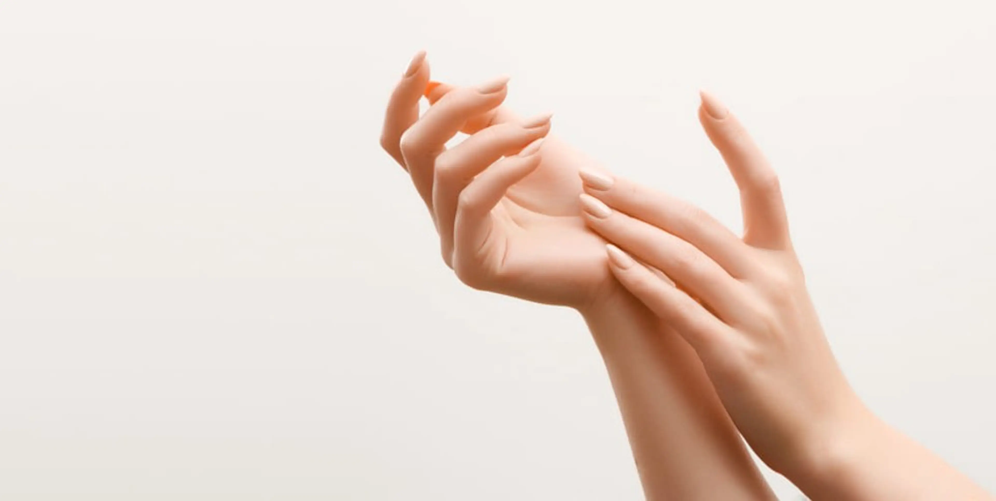 ネイル ハンドネイル ハンドケア 天王寺 深爪メディカルサロンのネイルデザイン