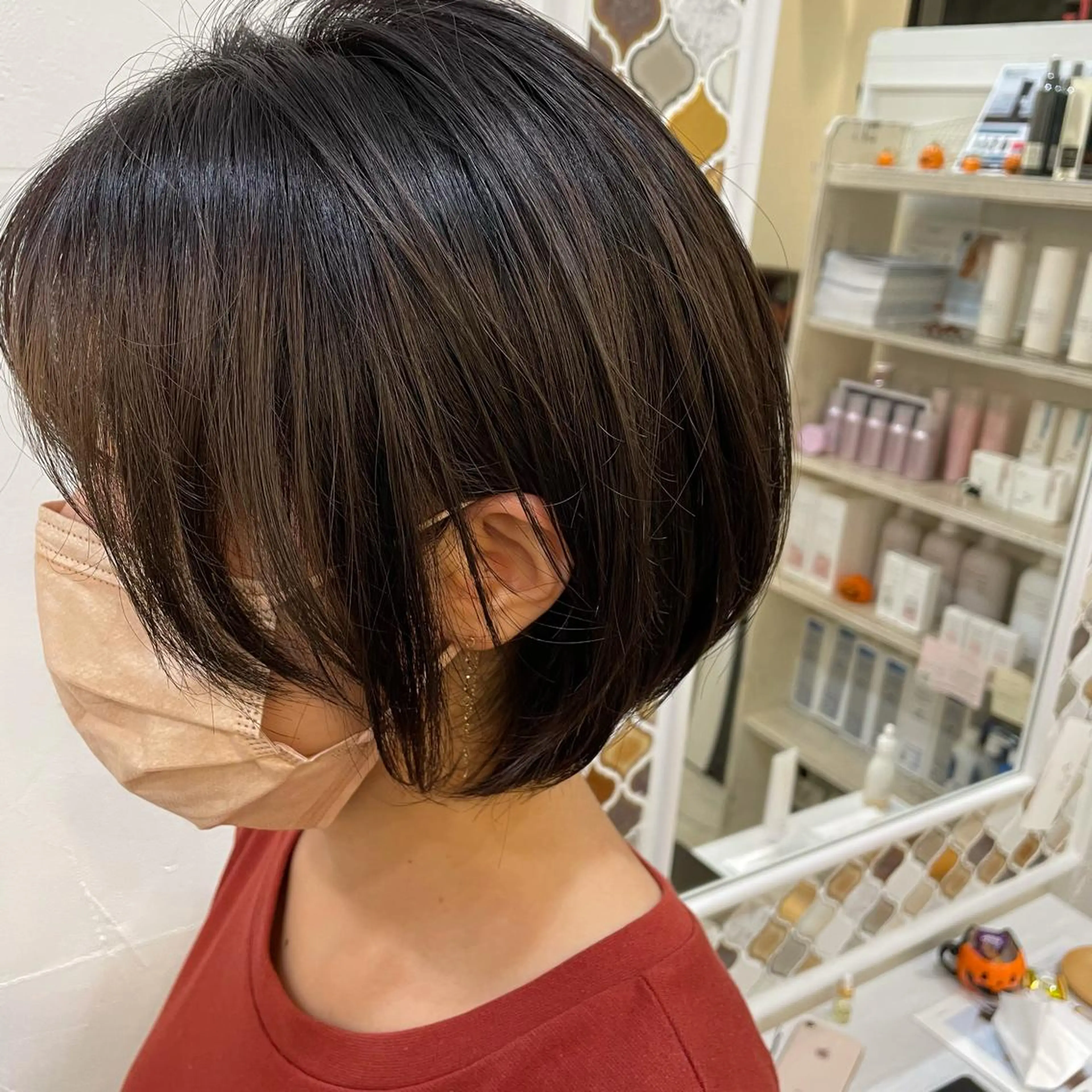 ショート カラー グレージュ 畠山 渚のヘアスタイル