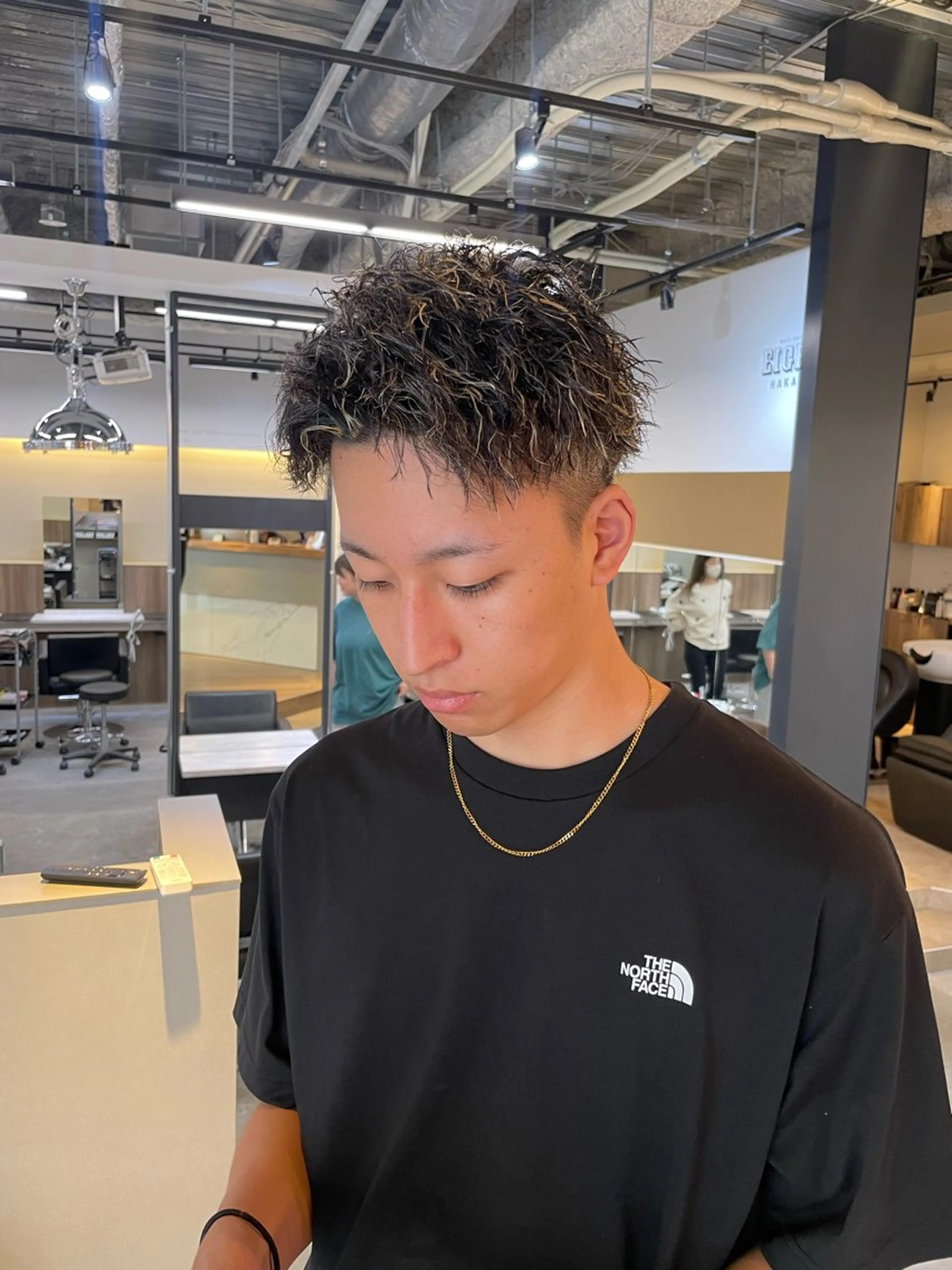 カラー パーマ メンズ メンズハイライト ハイライトカラー カット ヘアカラー パーマ 福永速人 /メンズパーマのヘアスタイル