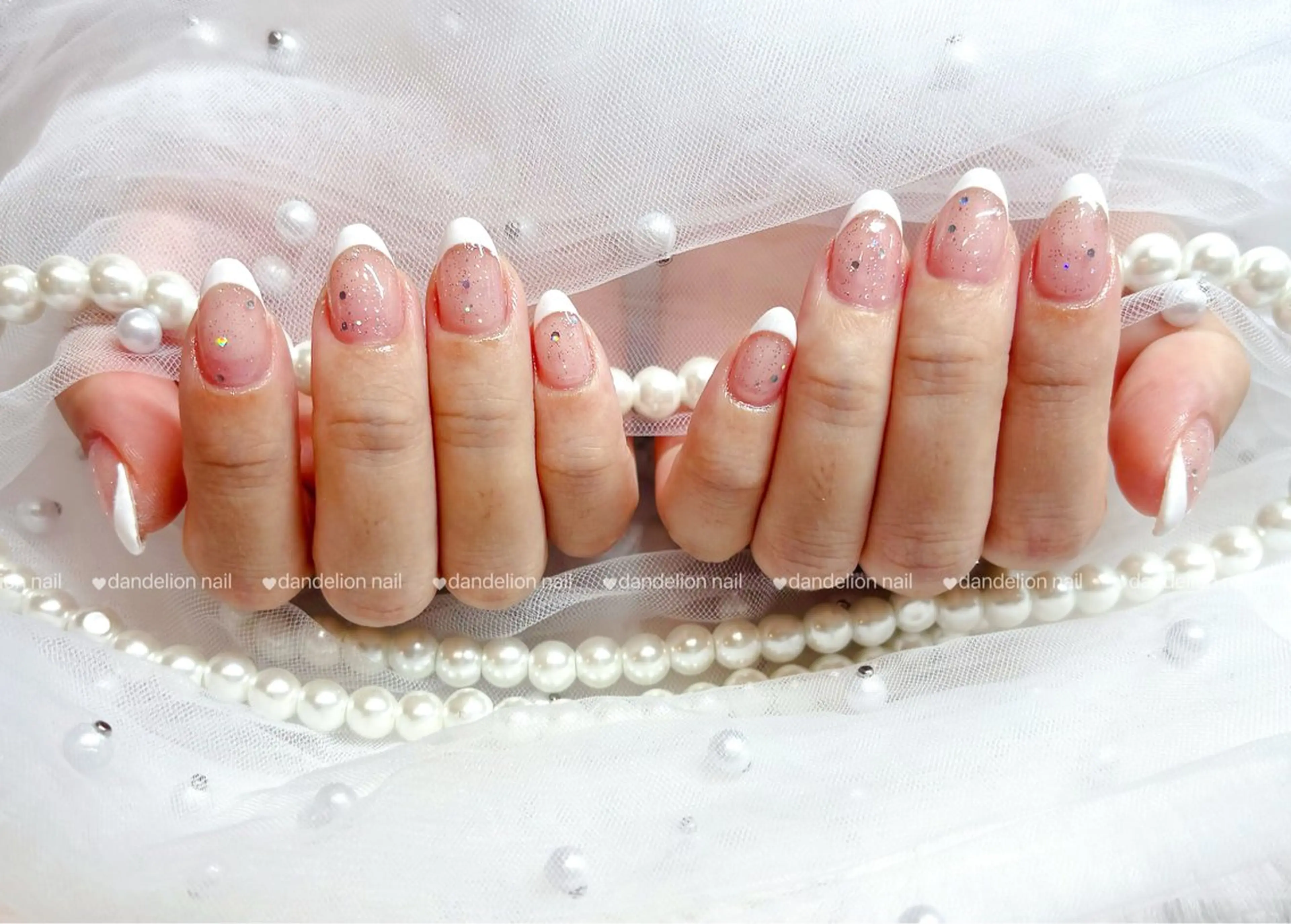 ネイル フレンチネイル ガーリー オフィスネイル ワンホンネイル ハンドネイル dandelion nail北千住のネイルデザイン