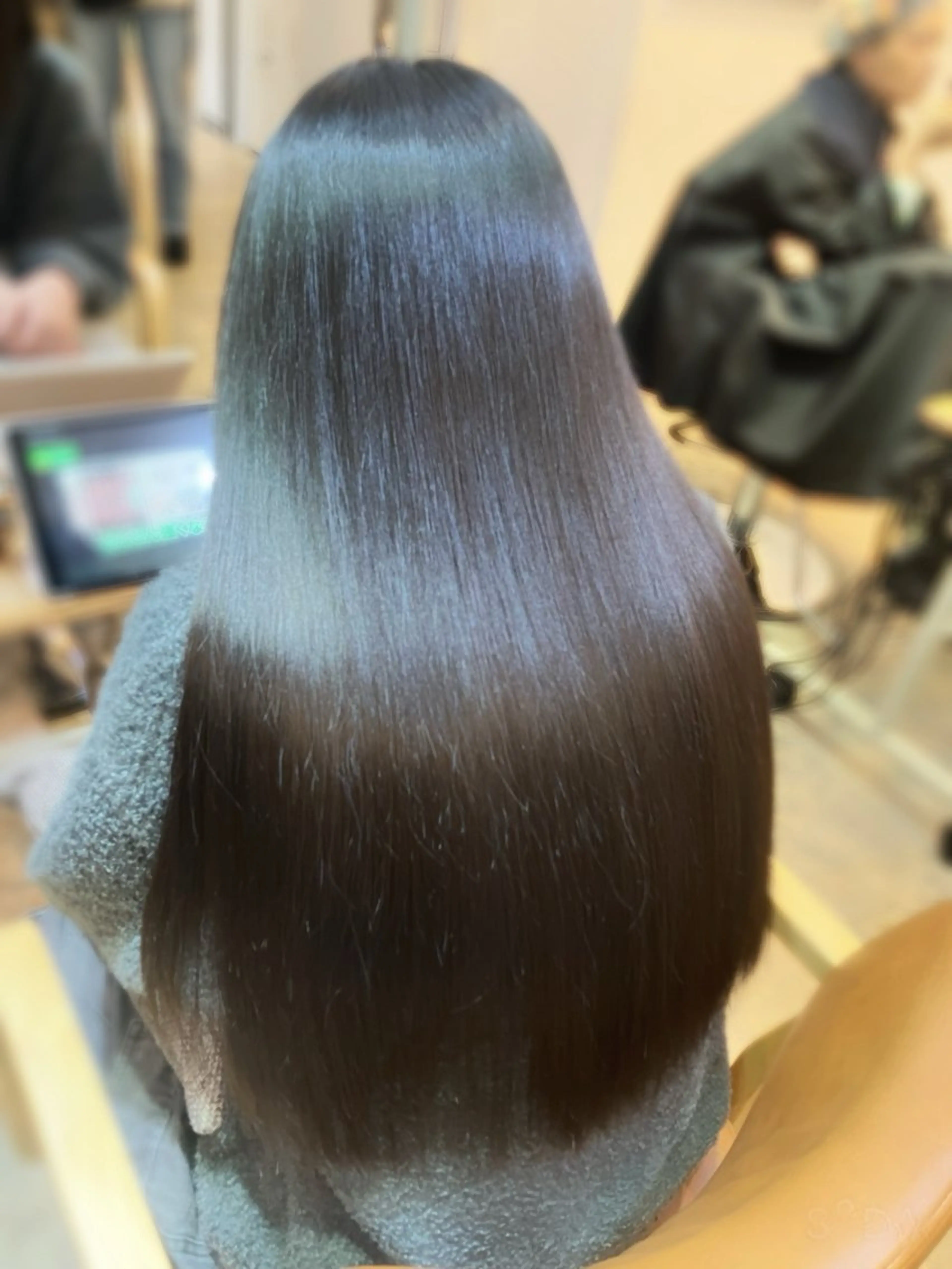 ロング 縮毛矯正 🫧縮毛矯正支持率 No.1 ほのか🫧のヘアスタイル