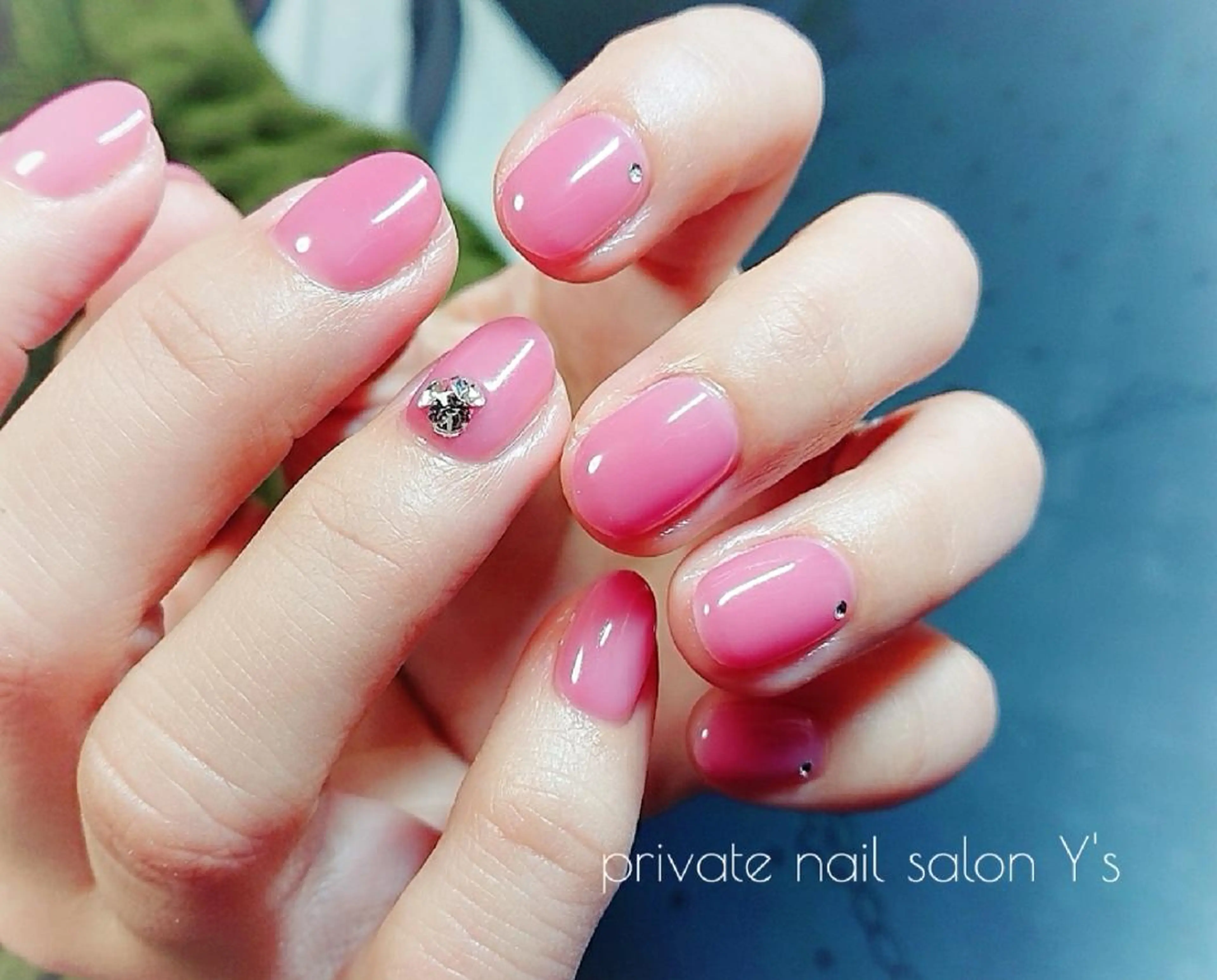 ネイル YUMI NAGAI  のネイルデザイン