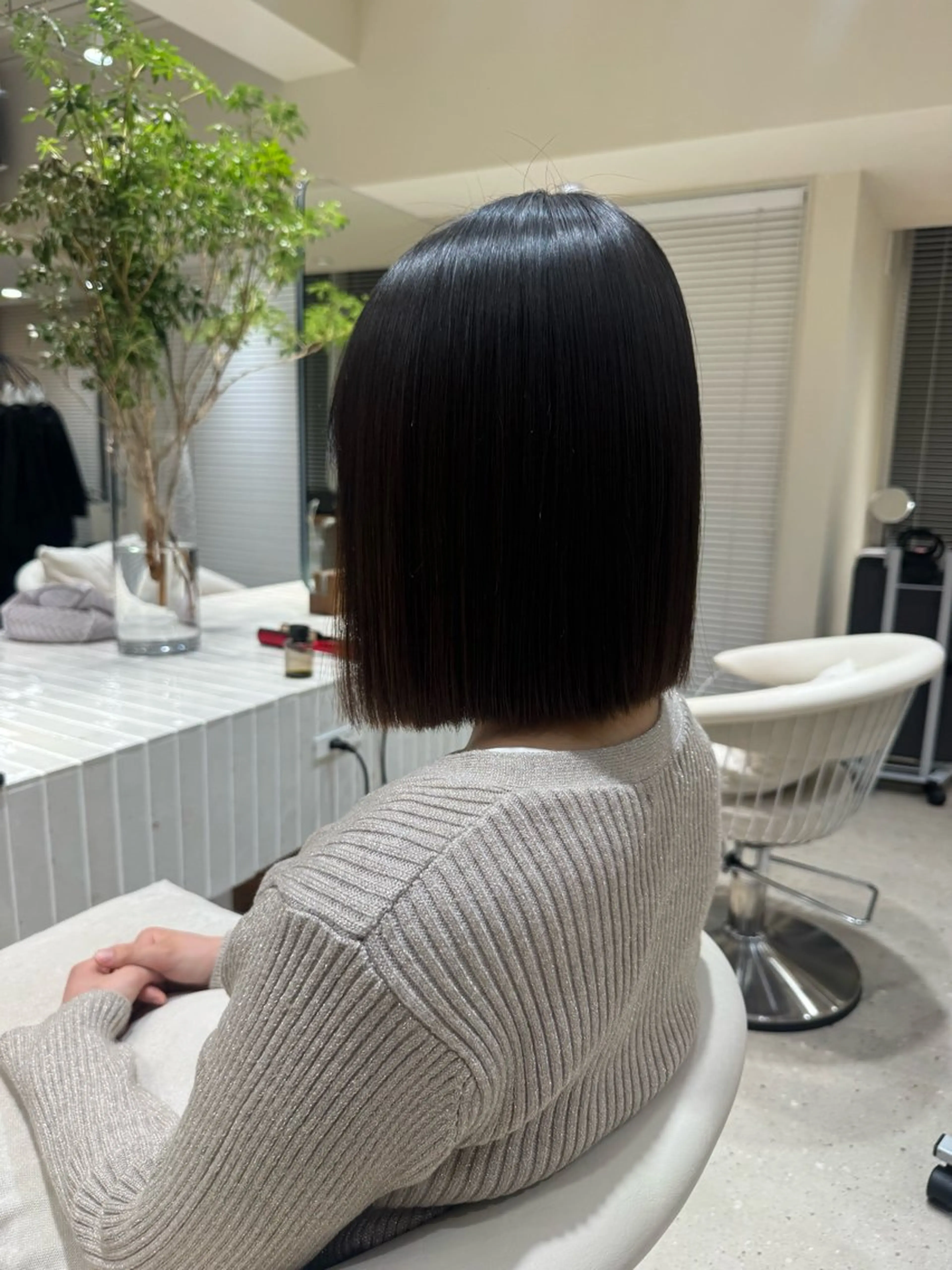 縮毛矯正 透明感カラー／ 縮毛矯正／まりなのヘアスタイル