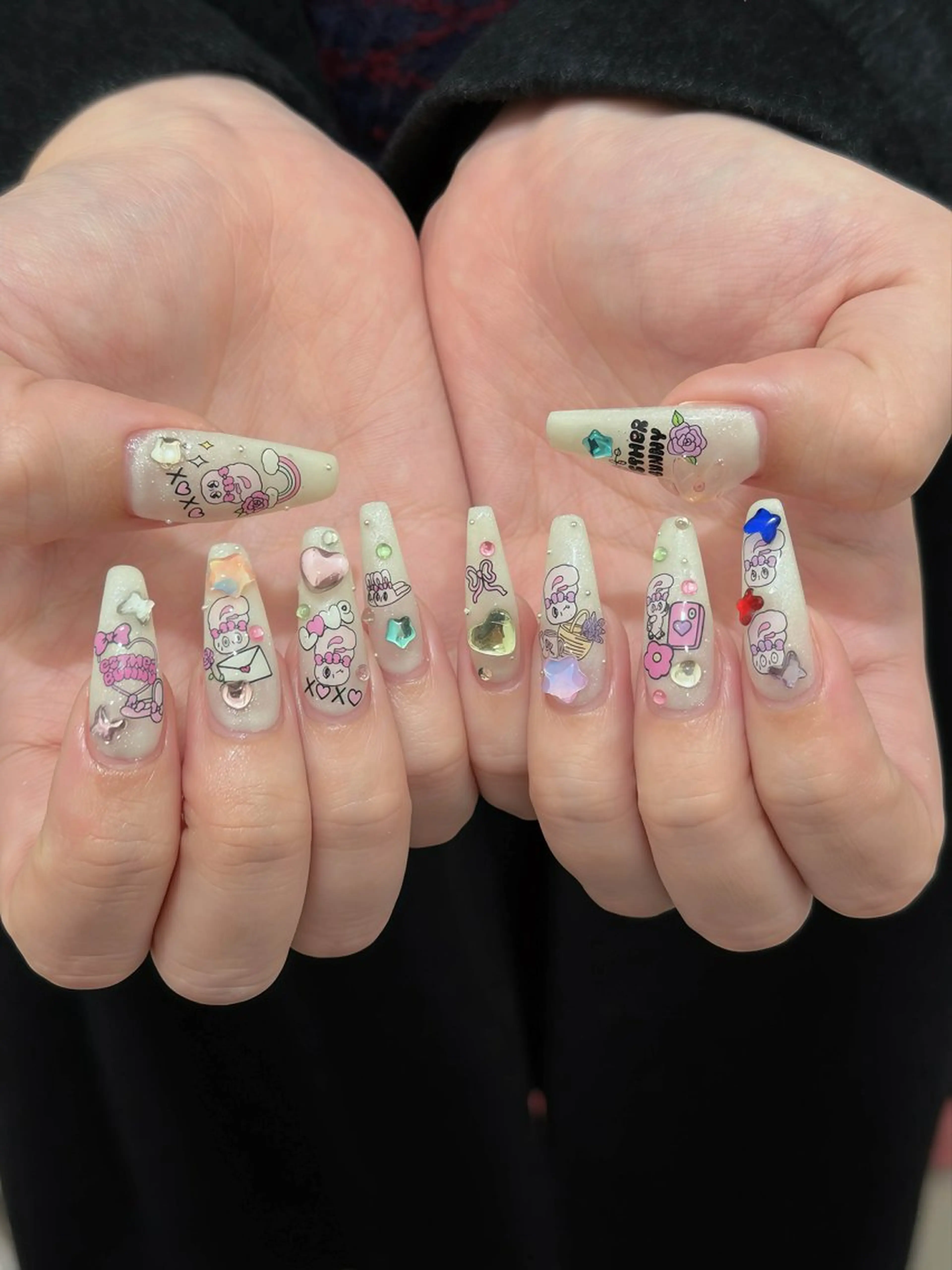 ネイル オーロラネイル ボルドー ブラウン 氷ネイル・うるうるネイル キラキラネイル ハンドネイル Julli NailStudioのネイルデザイン