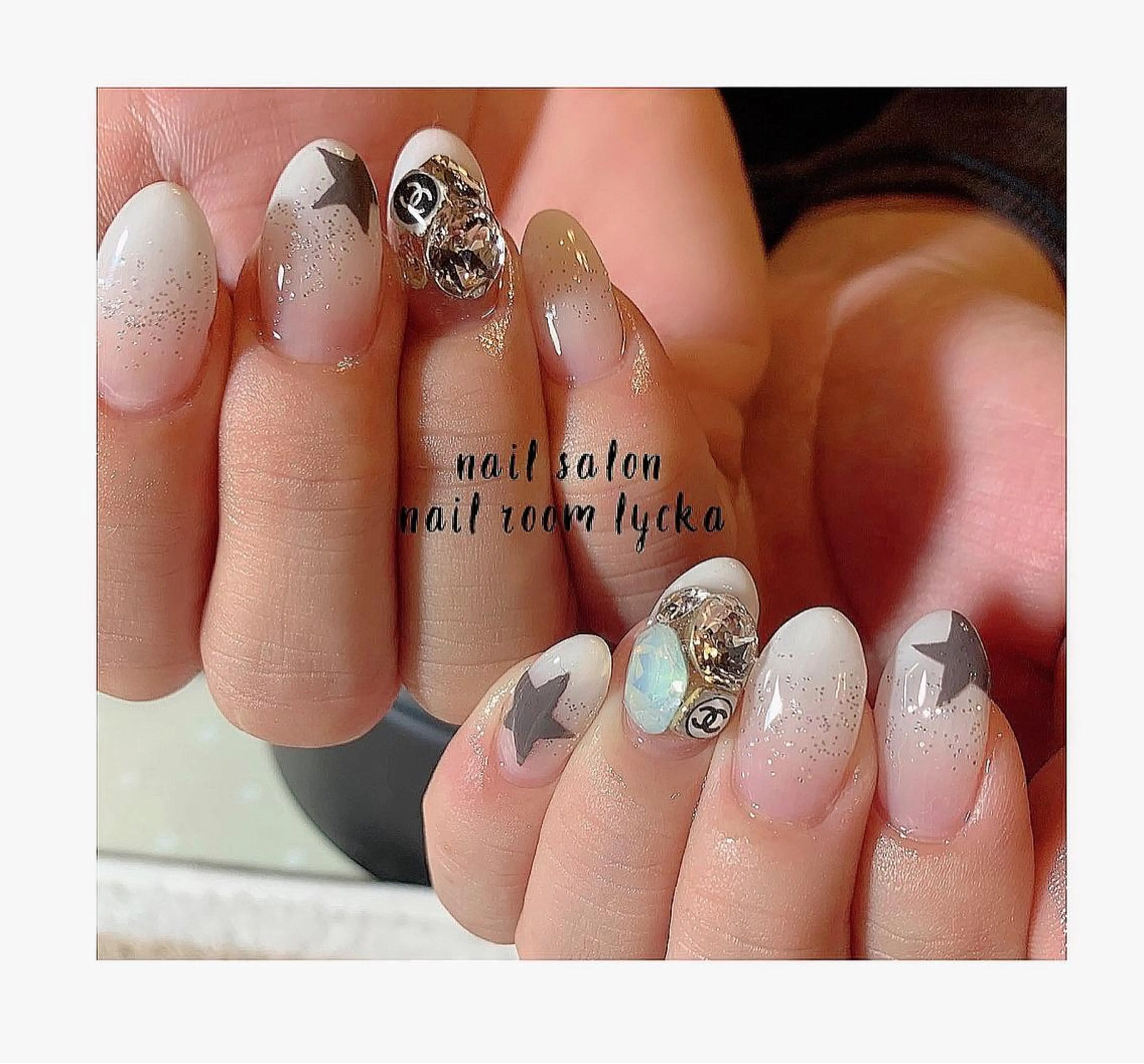 ネイル ジェルネイル パラジェル 冬ネイル ﾈｲﾙﾙｰﾑﾘｯｶ 𝐦𝐚𝐲𝐮のネイルデザイン