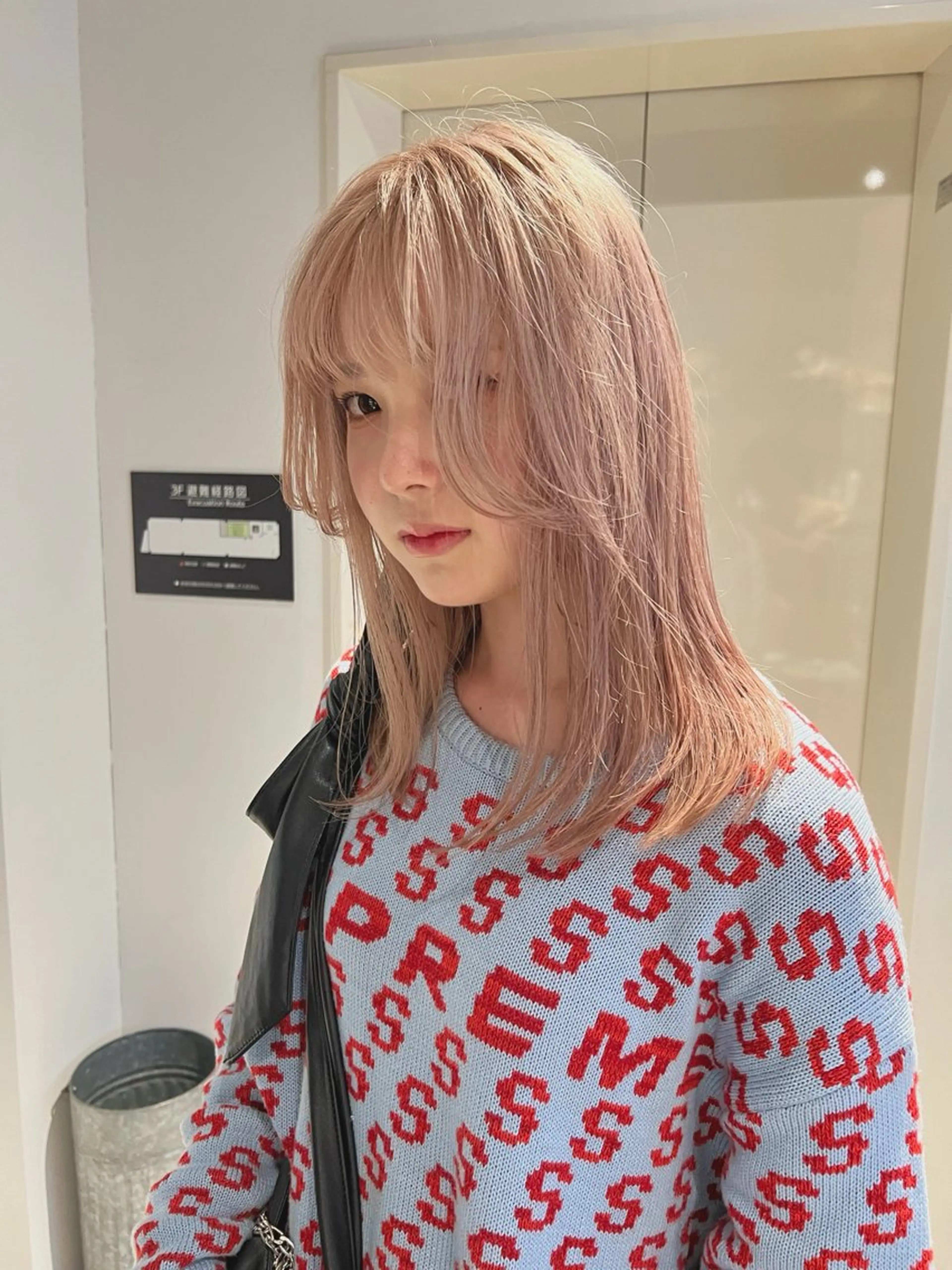 ミディアム カット ヘアカラー 大澤 叶方のヘアスタイル