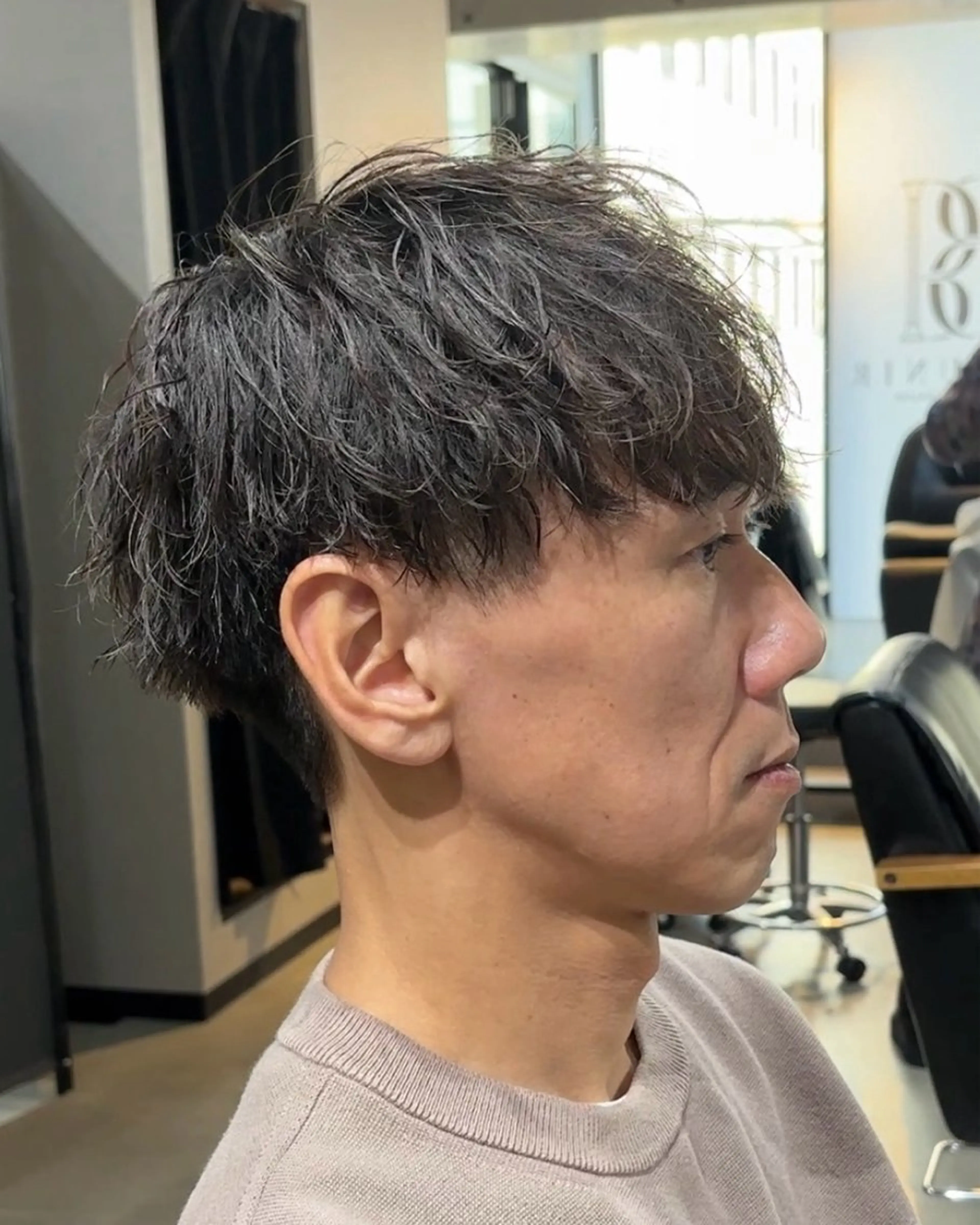 パーマ メンズ カット パーマ トリートメント 会社で浮かない ビジネスヘア/心斎橋のヘアスタイル