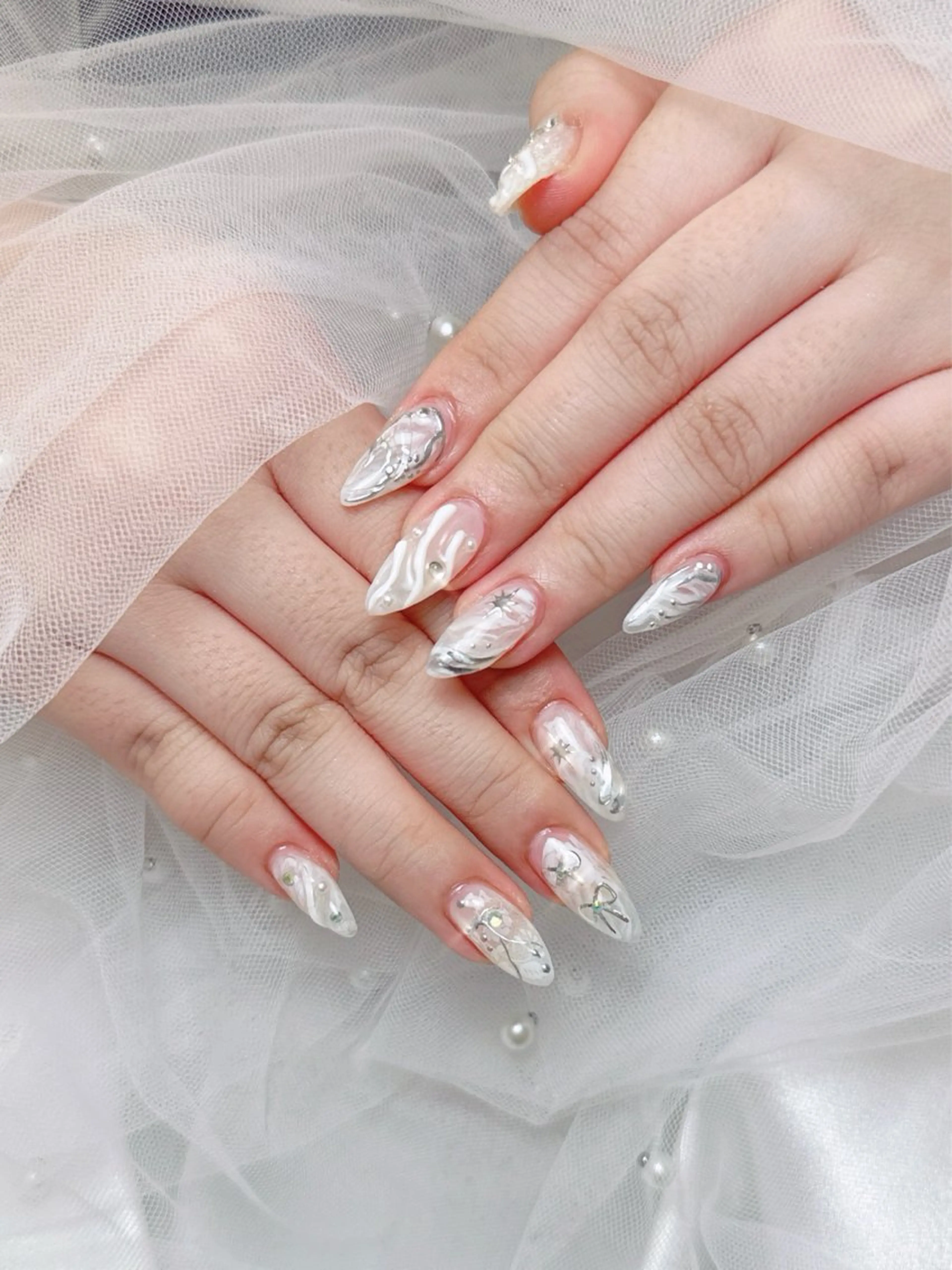 ネイル ハンドネイル ロータス ネイルサロンのネイルデザイン